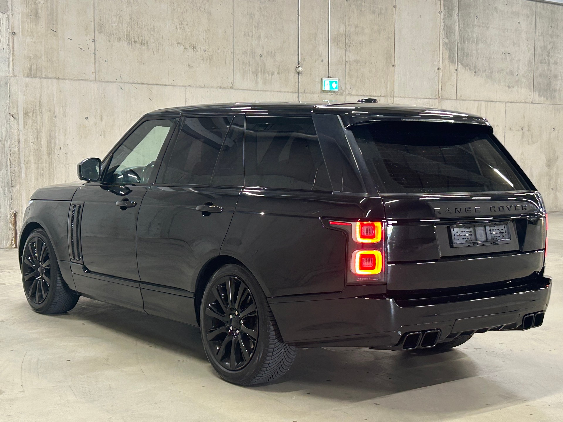 LAND ROVER Range Rover 3.0 TD Autobiography 3.5t AHK.-image-2