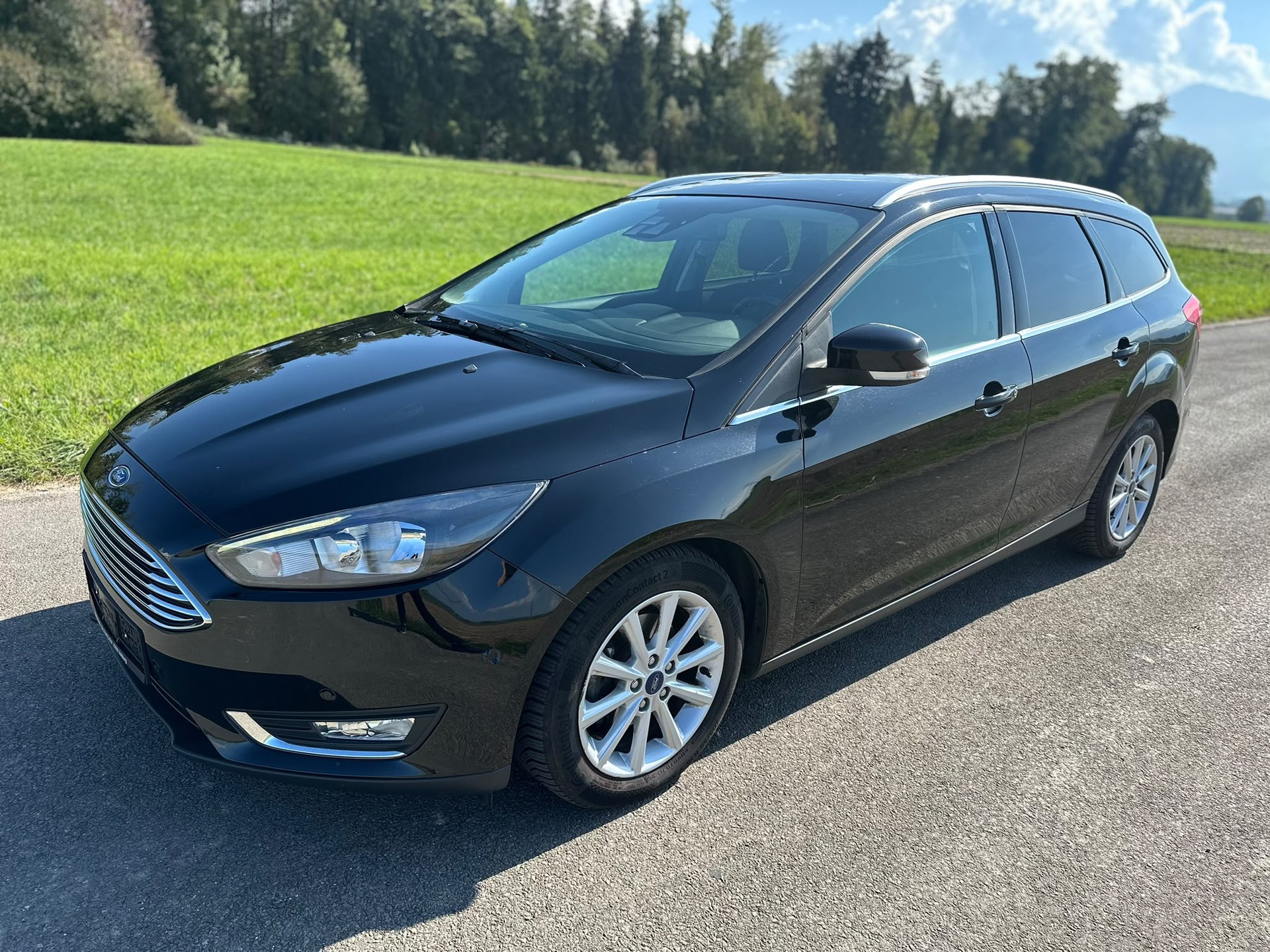 FORD Focus 1.0 SCTi Titanium Automatic-image-0