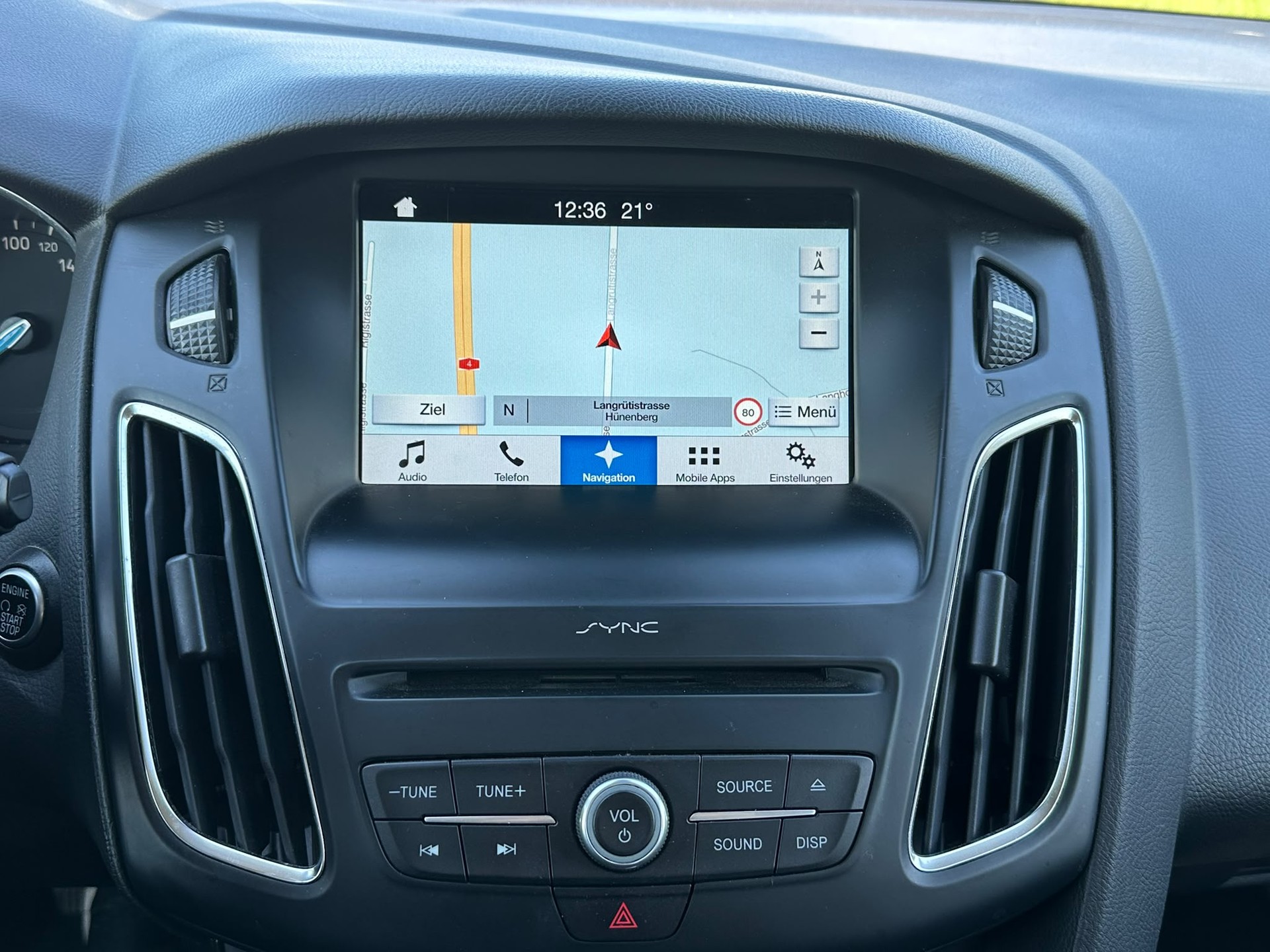 FORD Focus 1.0 SCTi Titanium Automatic-image-18