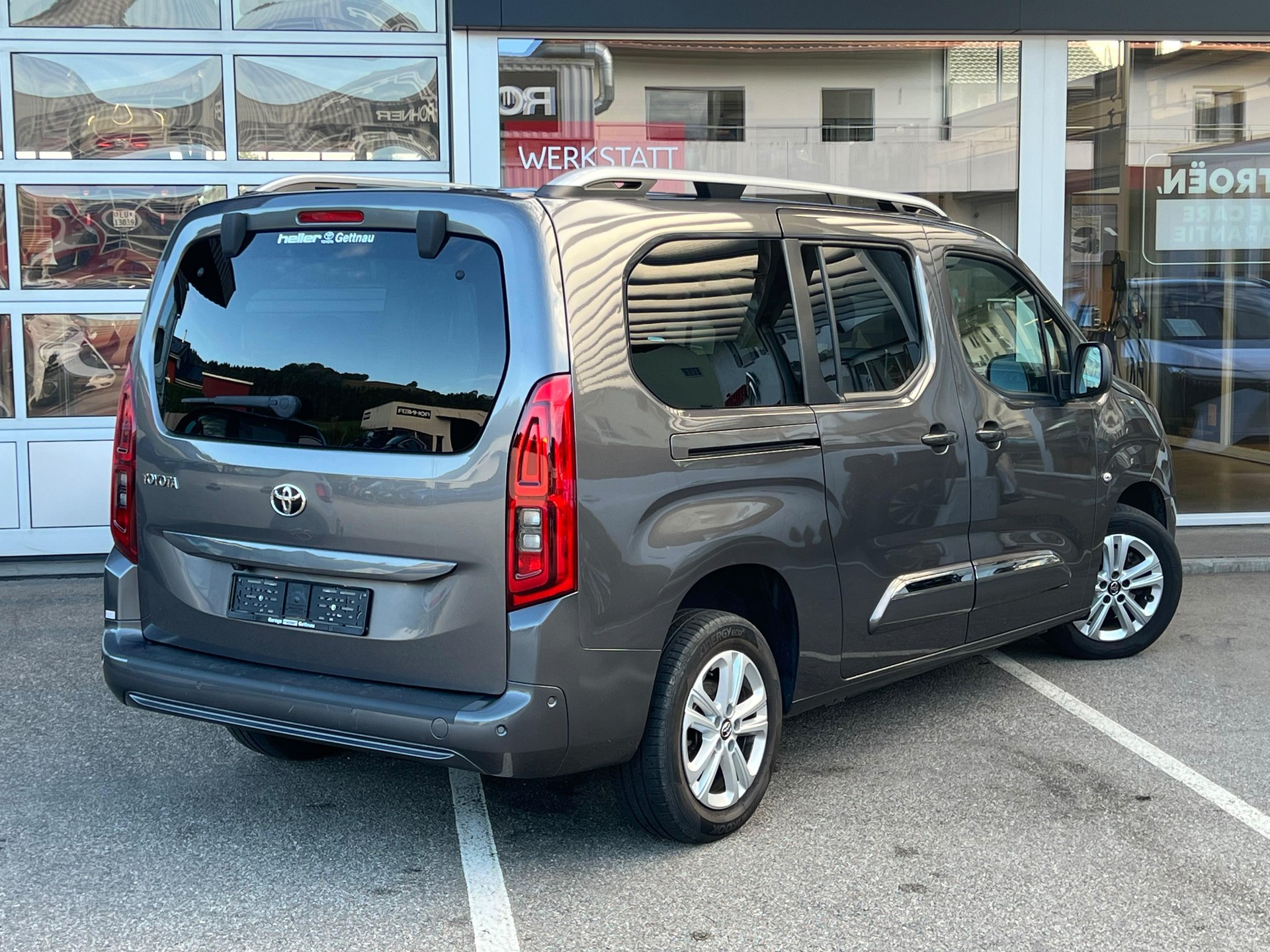 TOYOTA Proace City Verso L2 1.5 HDi 130 Trend-image-5