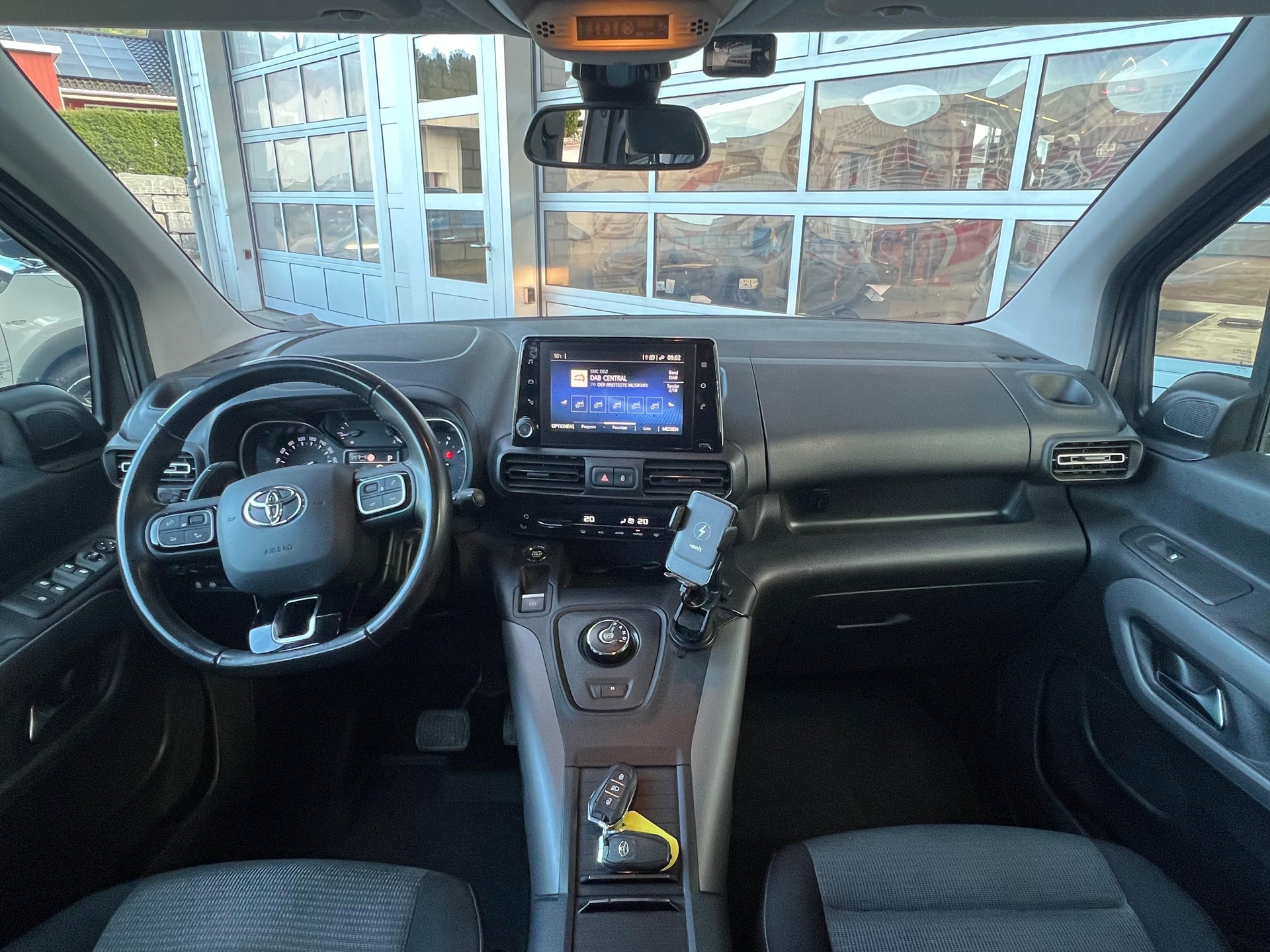 TOYOTA Proace City Verso L2 1.5 HDi 130 Trend-image-14