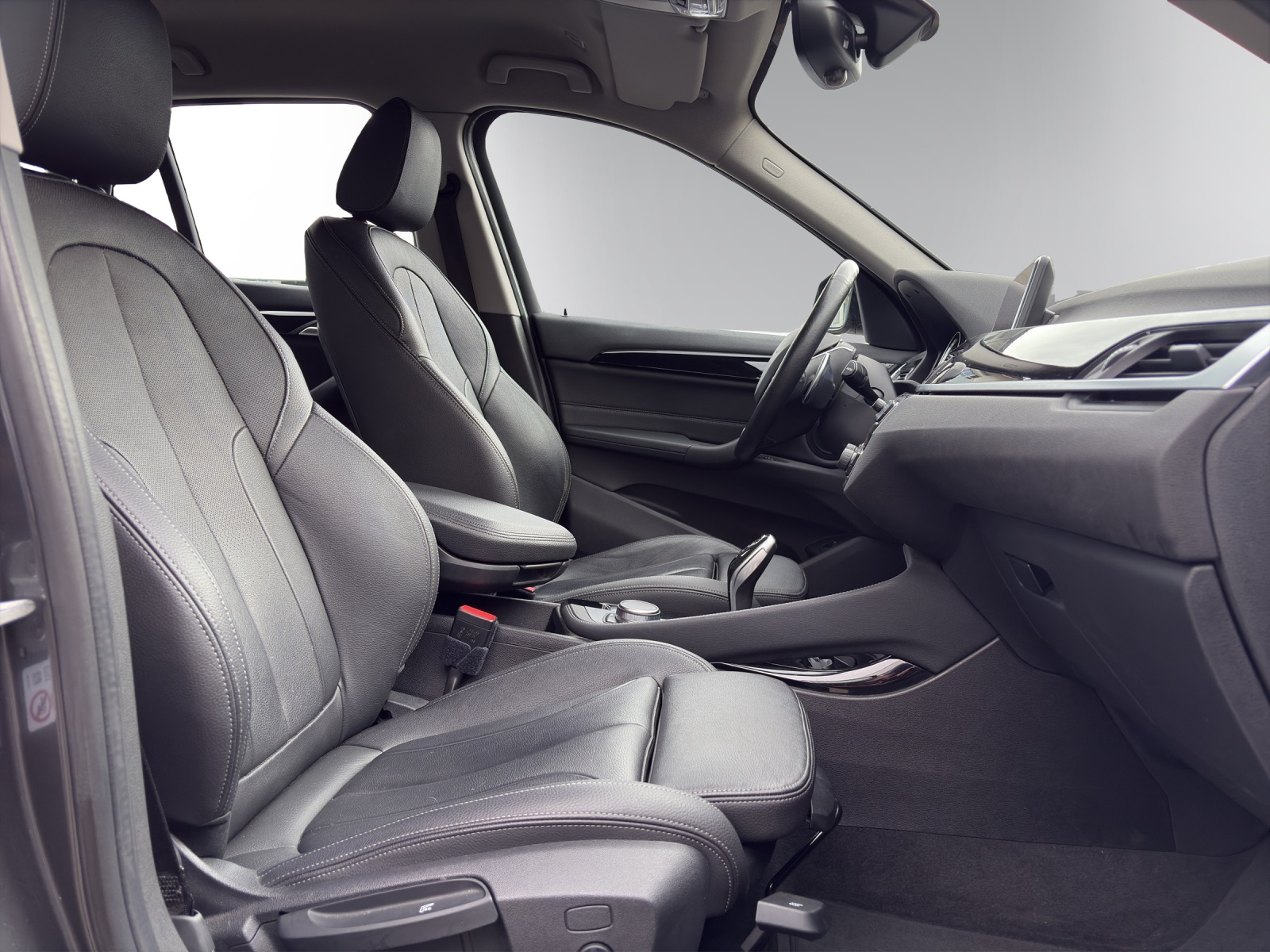 BMW BMW X1 xDrive 18d Sport Line Steptronic | Head-Up | Rückfahrkamera | 8-fach Alu bereift | Sitzheizung | Frisch ab MFK |-image-12