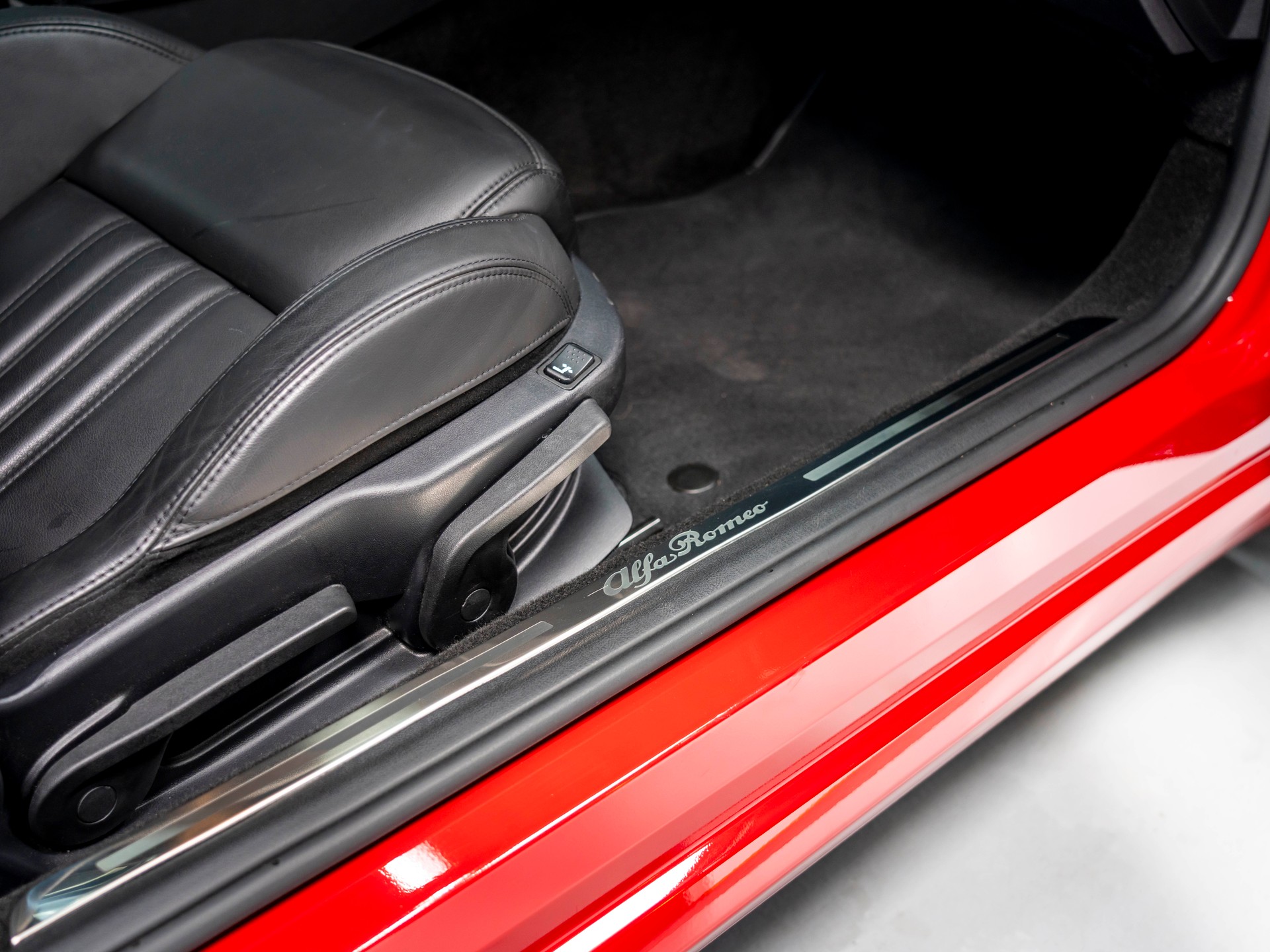 ALFA ROMEO Spider 1.8 TBi-image-28