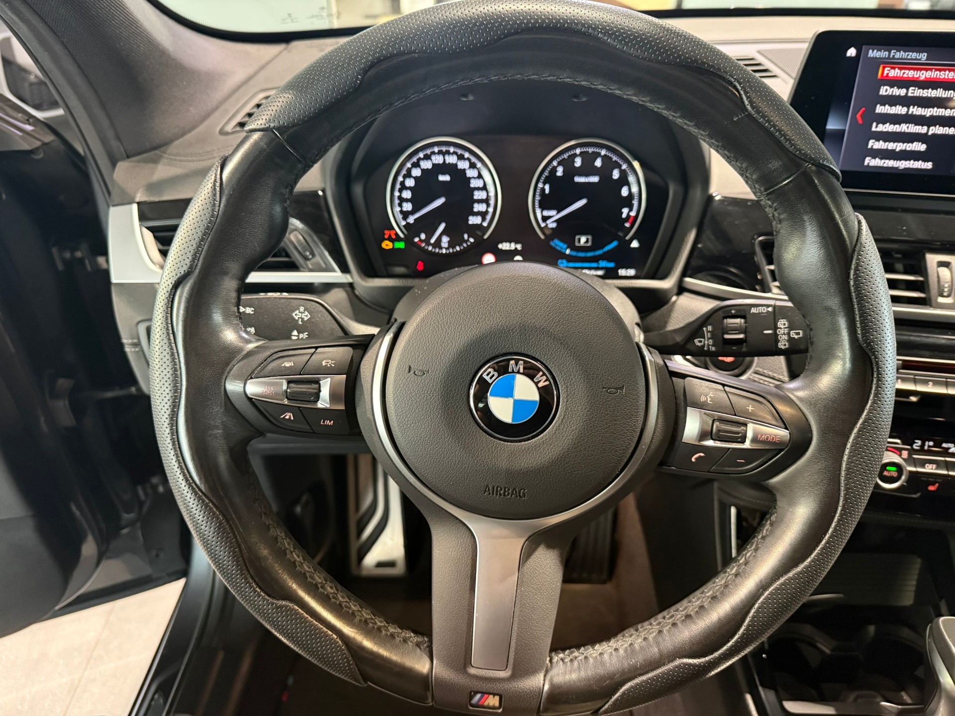 BMW X1 xDrive 25e M Sport Steptronic-image-20