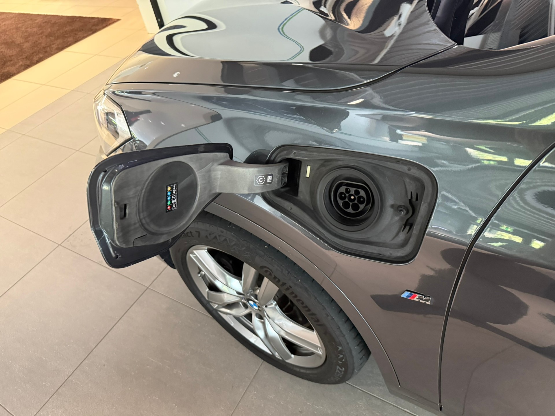 BMW X1 xDrive 25e M Sport Steptronic-image-37