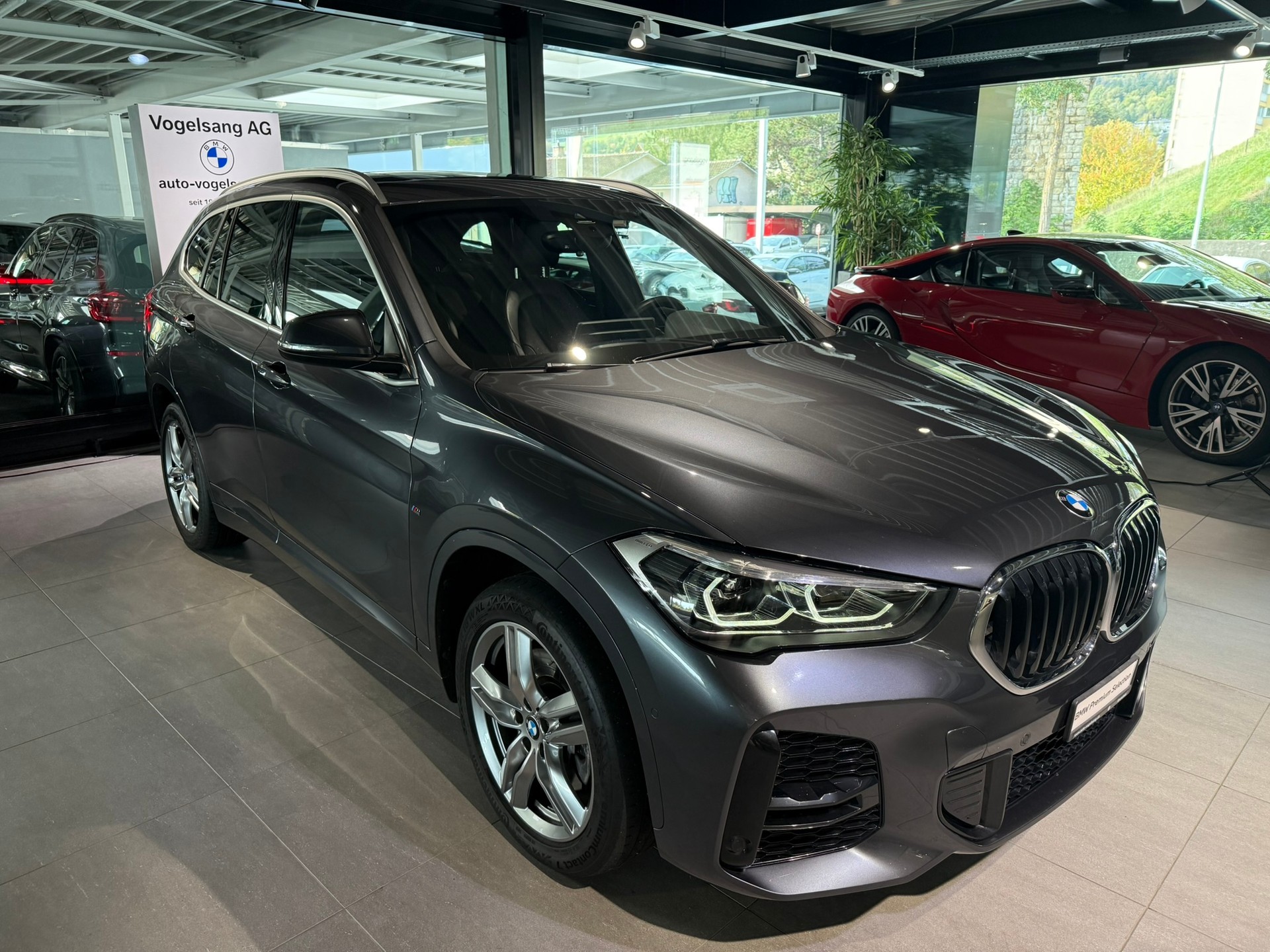 BMW X1 xDrive 25e M Sport Steptronic-image-5
