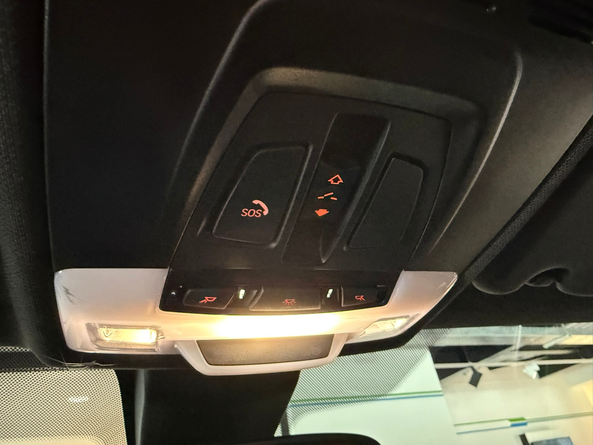 BMW X1 xDrive 25e M Sport Steptronic-image-25