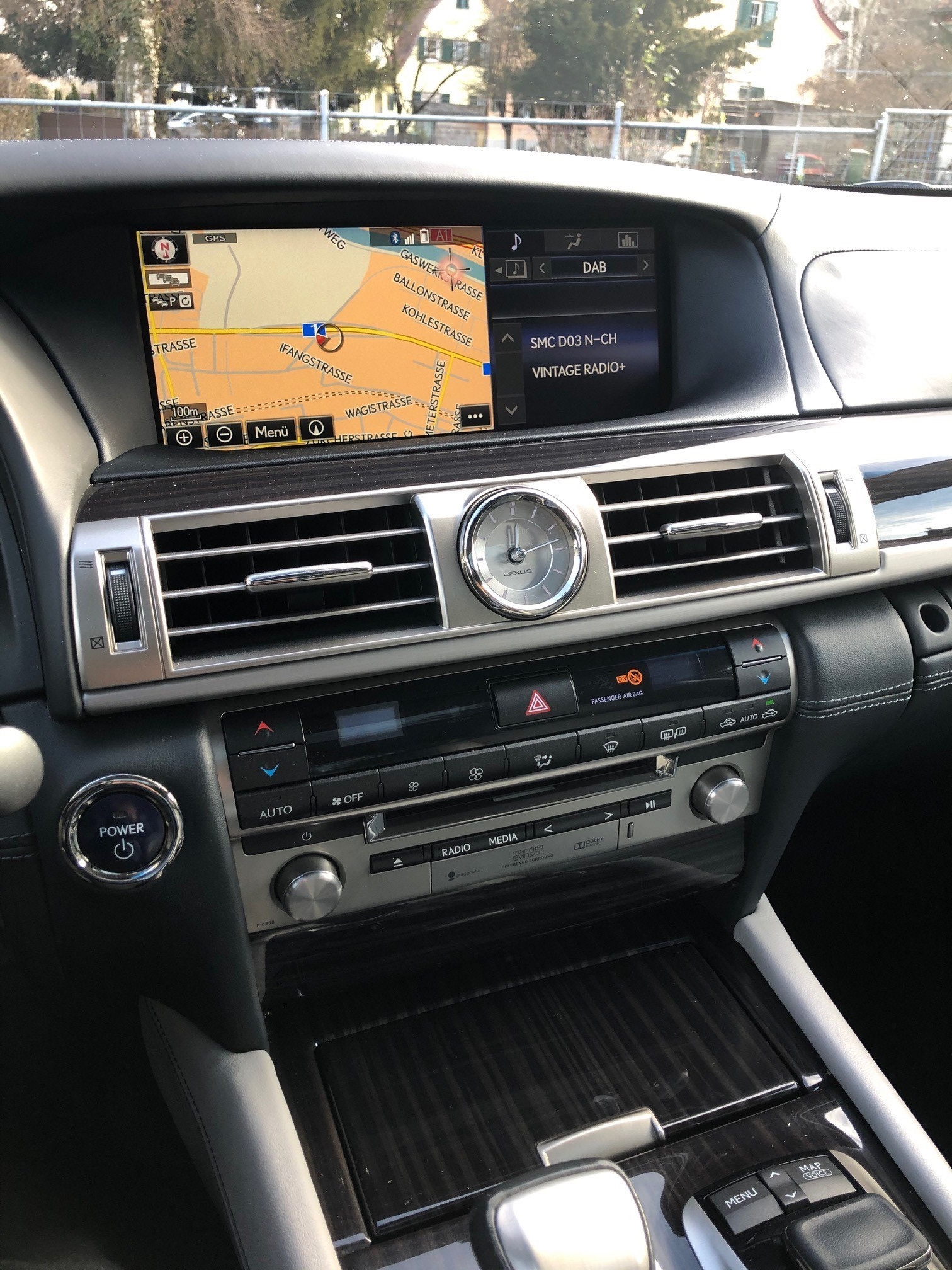 LEXUS LS 600h L 5.0 V8 excellence AWD Automatic-image-6