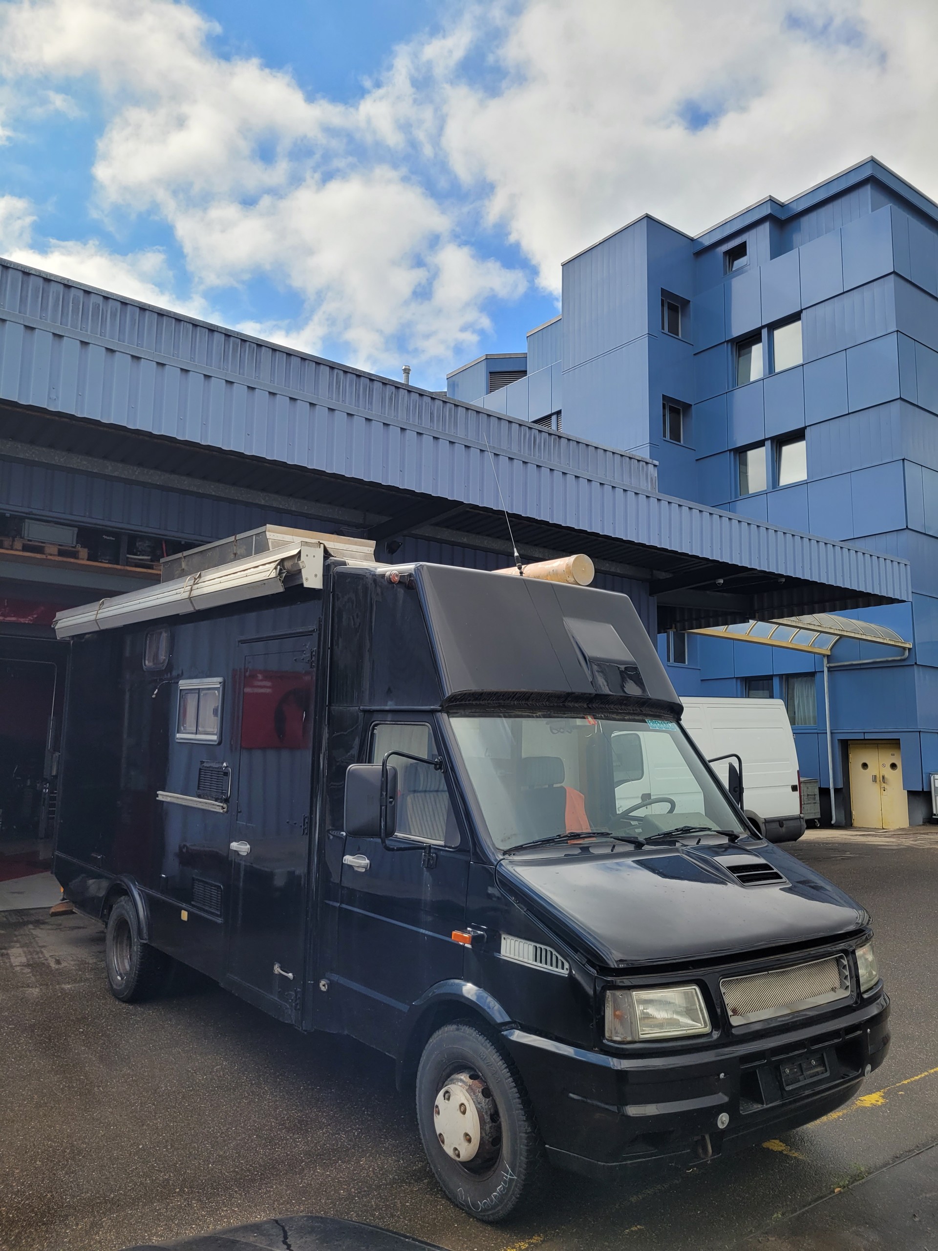 IVECO S 59-image-0