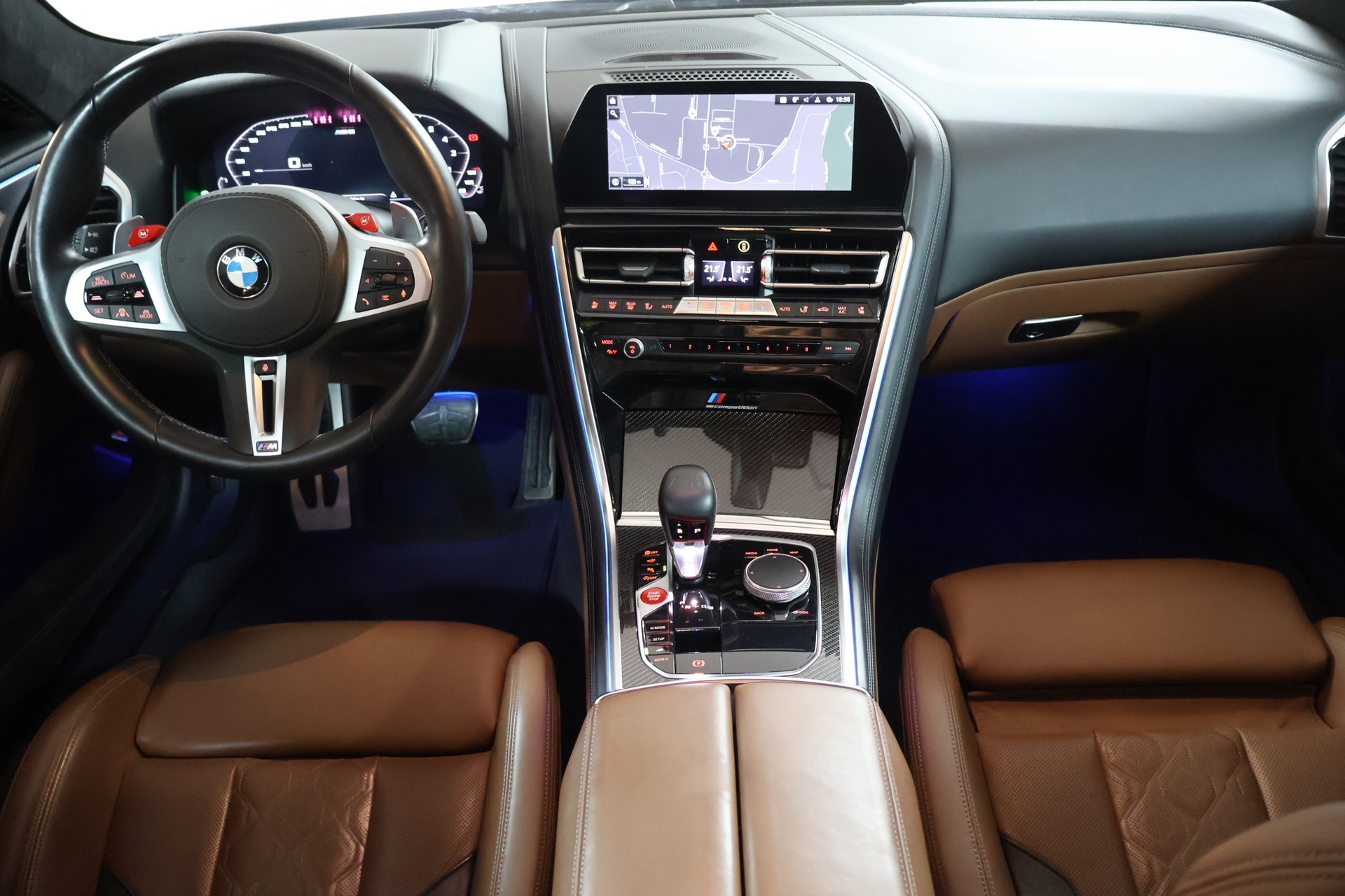 BMW M8 xDrive M Competition Steptronic-image-8