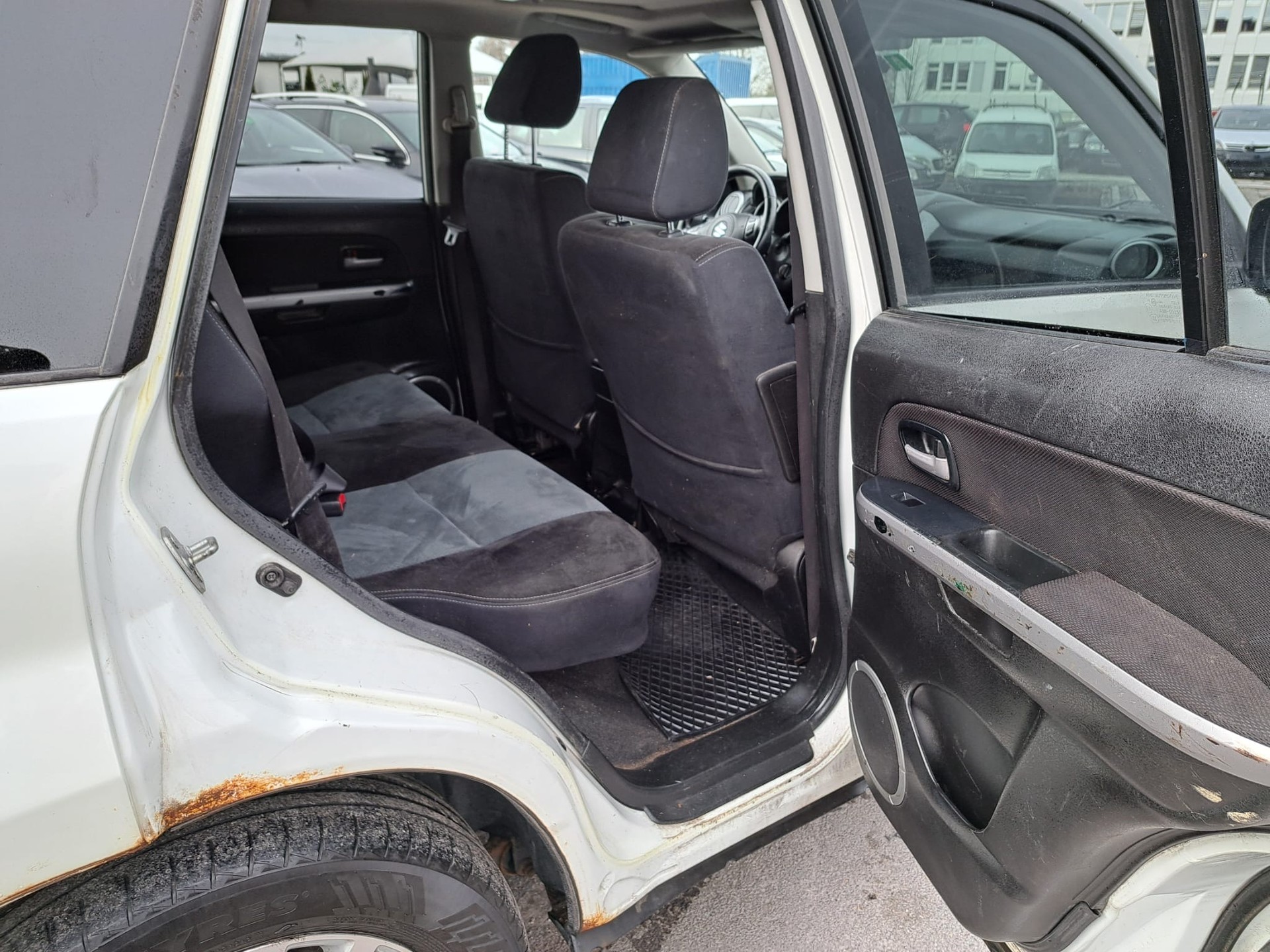 SUZUKI Grand Vitara 1.9 TD GL Top-image-10