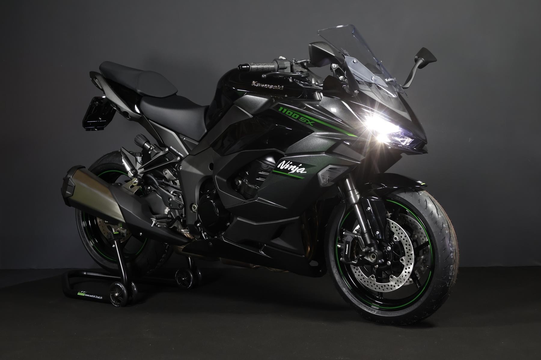 KAWASAKI Ninja 1100SX Level 1-showroom-element-2