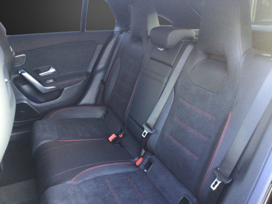 MERCEDES-BENZ CLA SB 200 7G-DCT-image-10