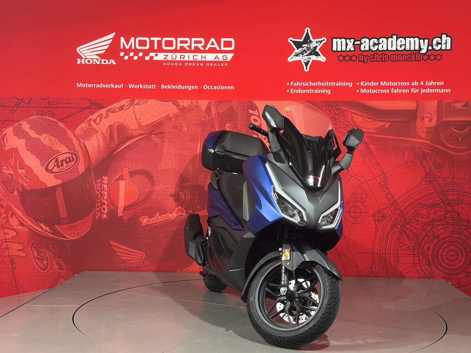 HONDA Nss 125 Forza Smart TopBox *Neufahrzeug*-showroom-element-3