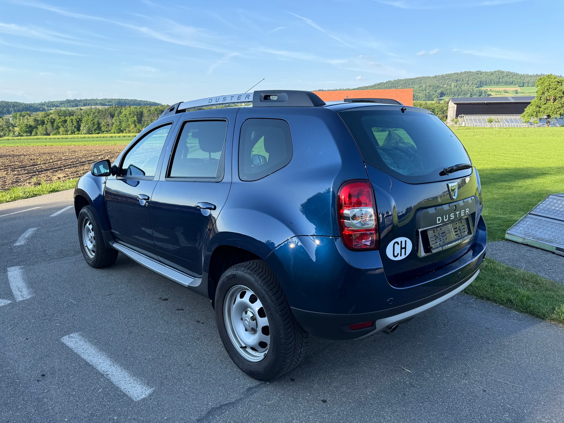 DACIA Duster 1.2 T Lauréate 4x2-image-2