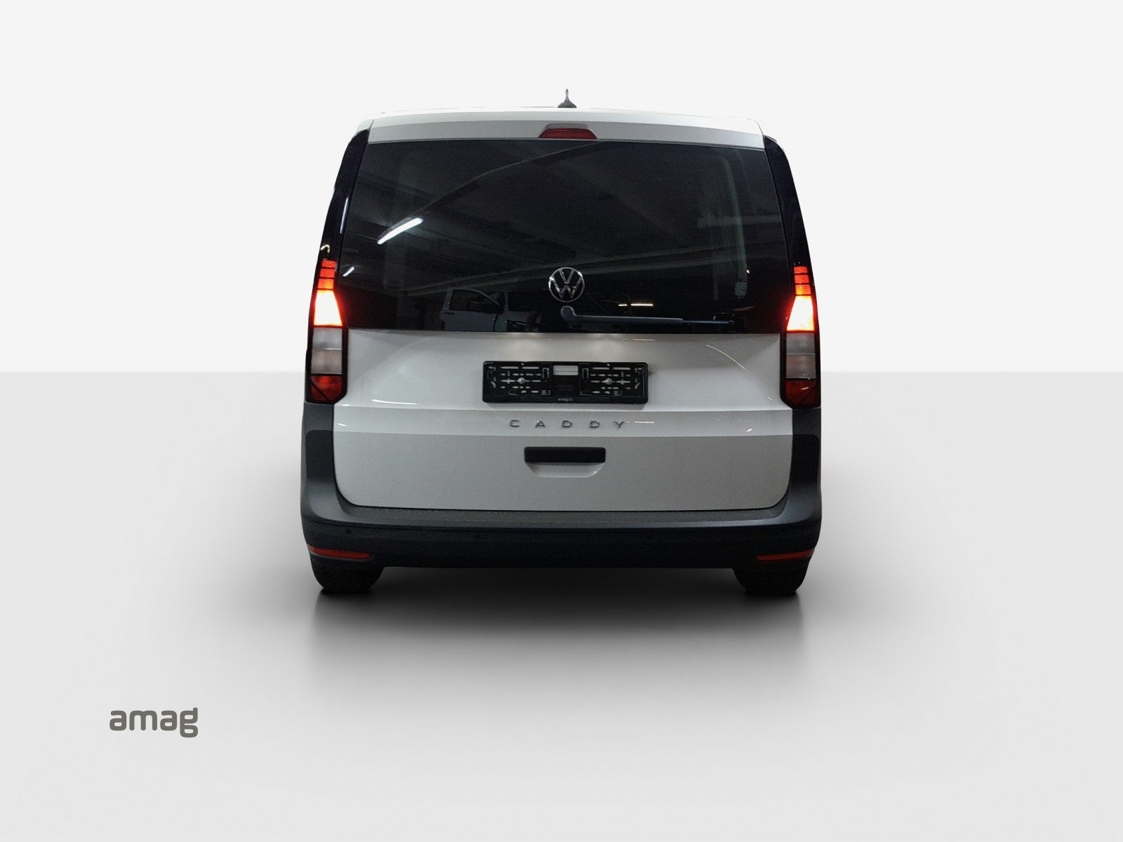 VW Caddy Cargo 2.0TDI-image-3
