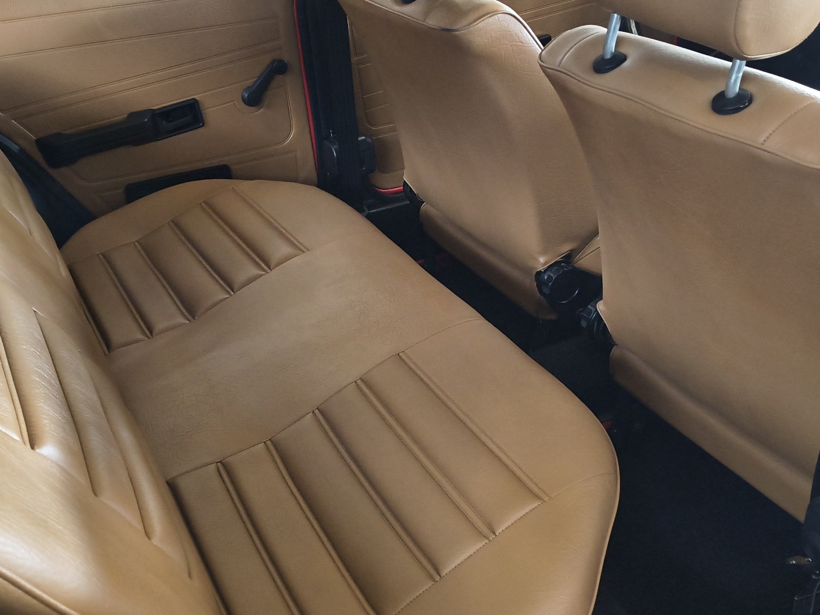 VW Passat 33 Variant-image-15