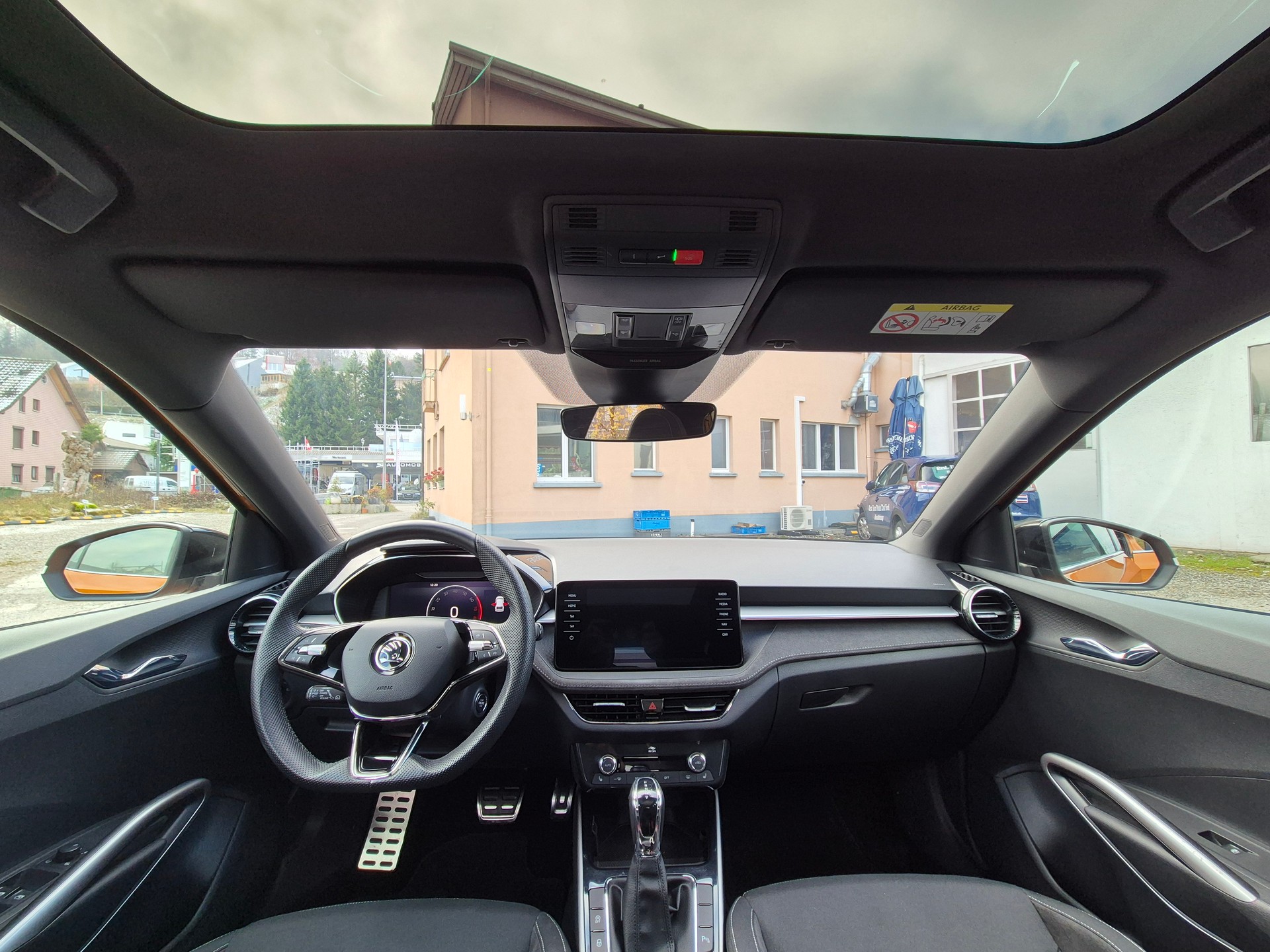 SKODA Fabia 1.0 TSI Style DSG-image-9