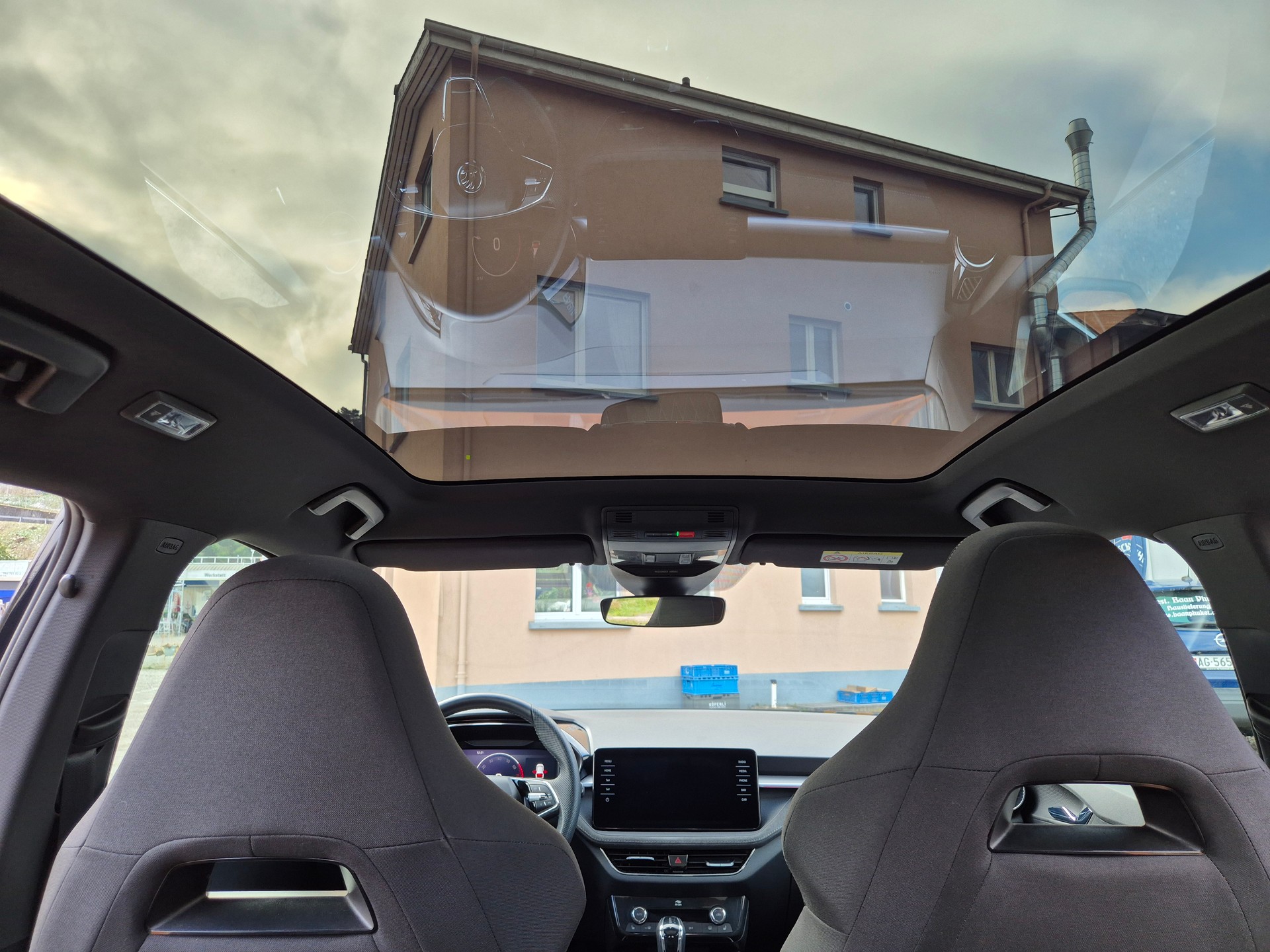 SKODA Fabia 1.0 TSI Style DSG-image-11