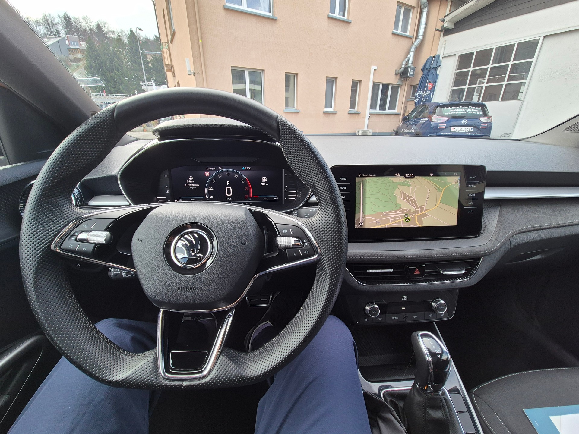 SKODA Fabia 1.0 TSI Style DSG-image-10