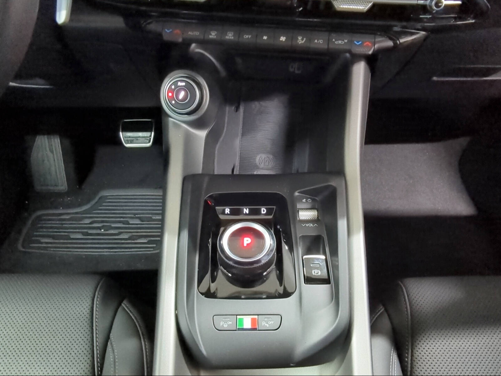ALFA ROMEO Tonale 1.5 48V Hybrid Veloce-image-10