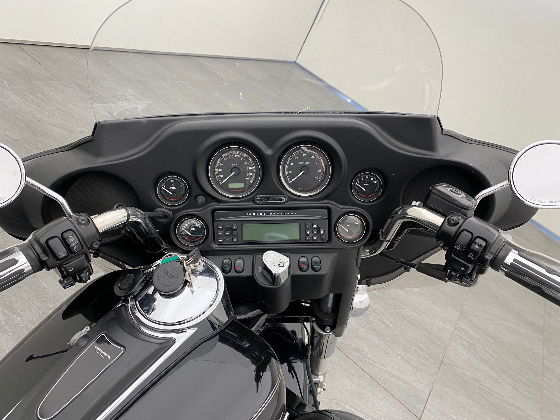 HARLEY-DAVIDSON FLHTCUI Electra Glide Ultra Classic-image-7