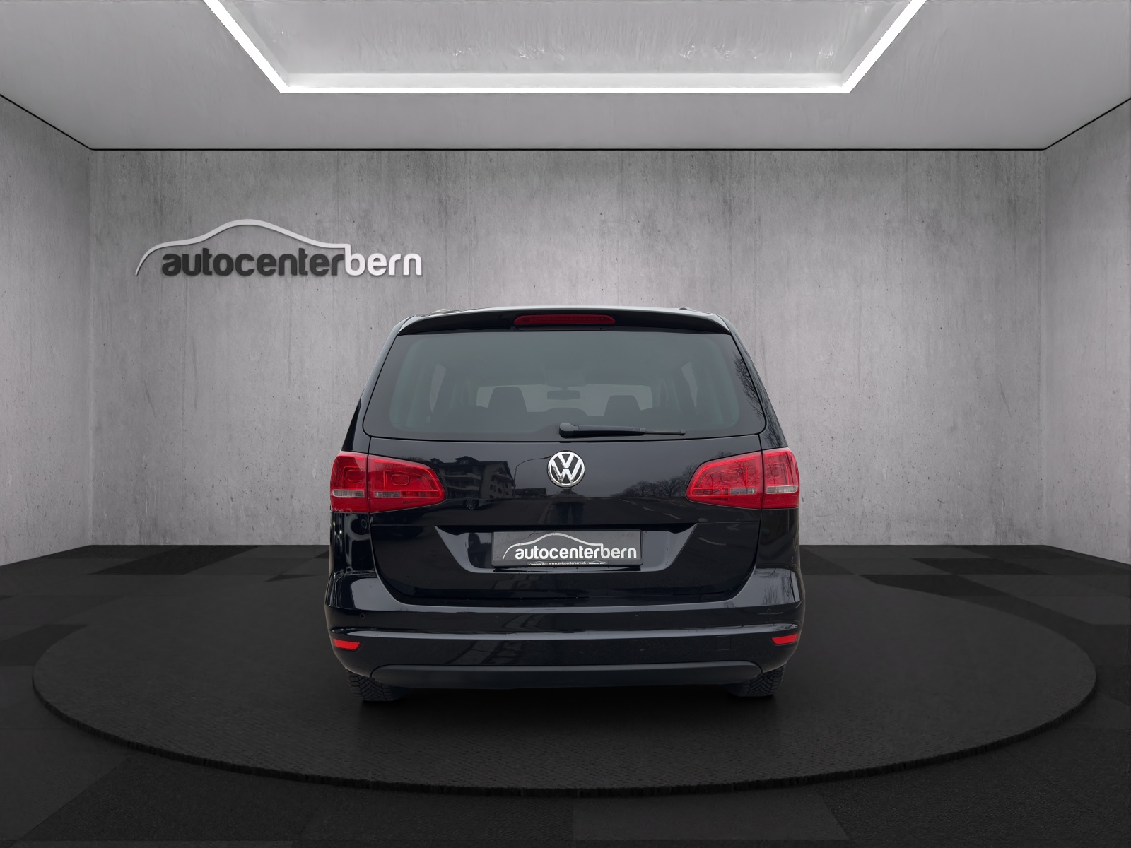 VW Sharan 2.0 TDI BMT Comfortline DSG-image-5