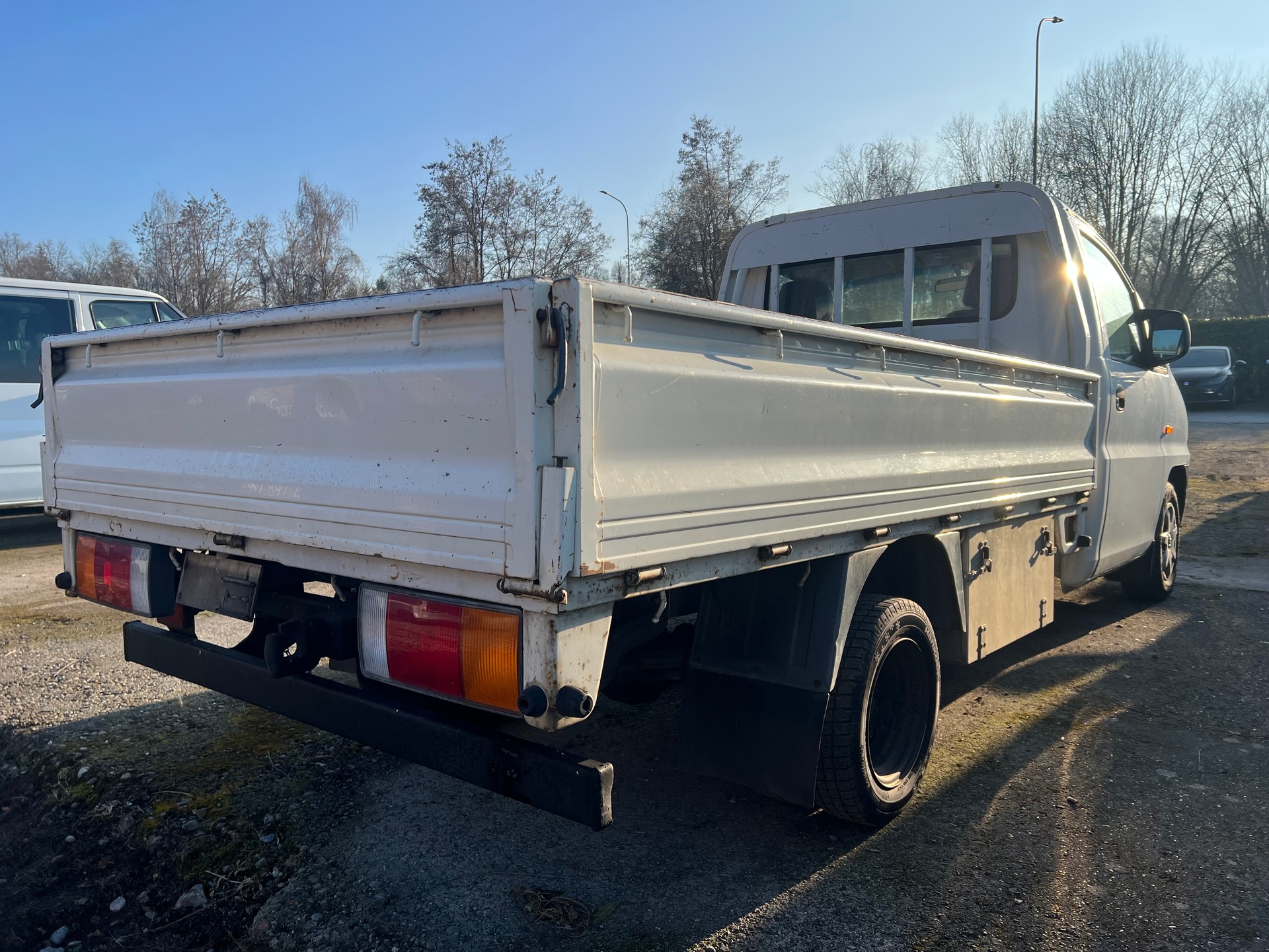 HYUNDAI Camionette-image-2