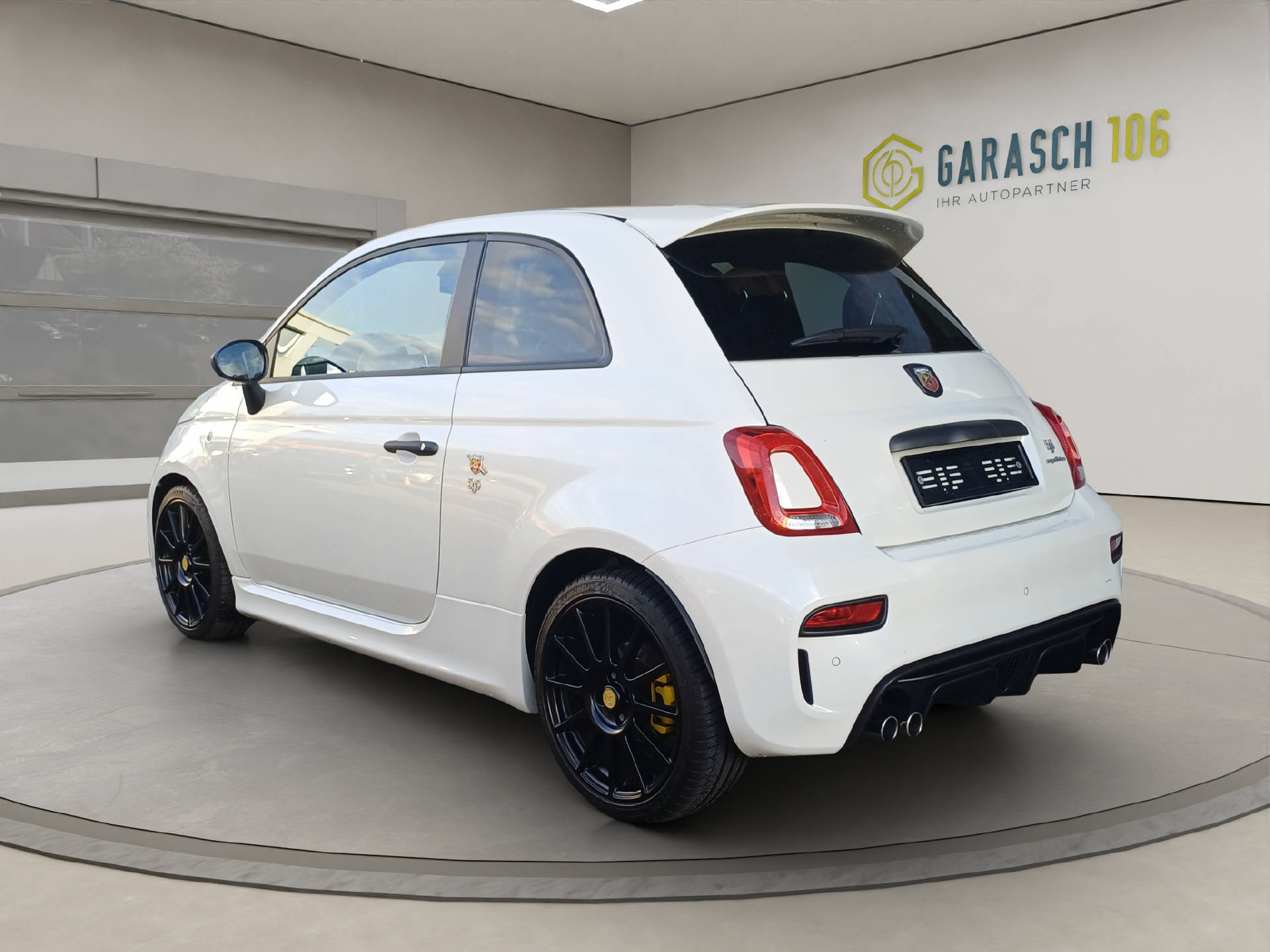 FIAT 595 Abarth 1.4 T-Jet 180 Competizione-image-3