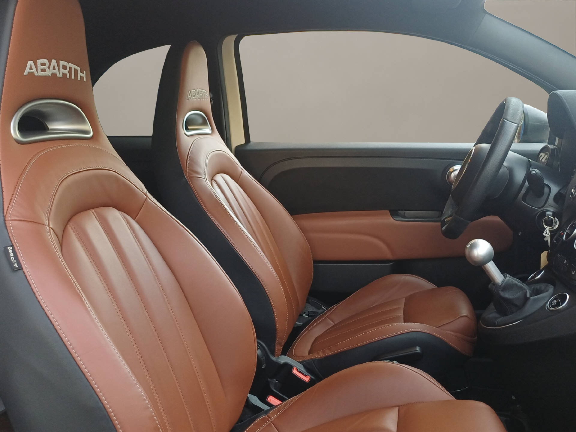 FIAT 595 Abarth 1.4 T-Jet 180 Competizione-image-15