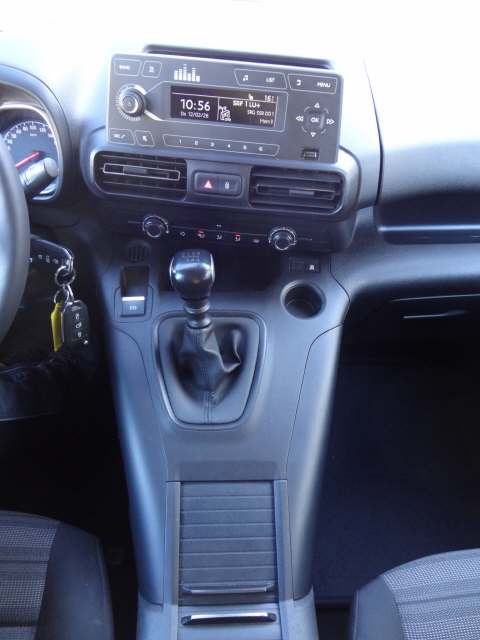 OPEL Combo Life L1 H1 1.2 Enjoy-image-11