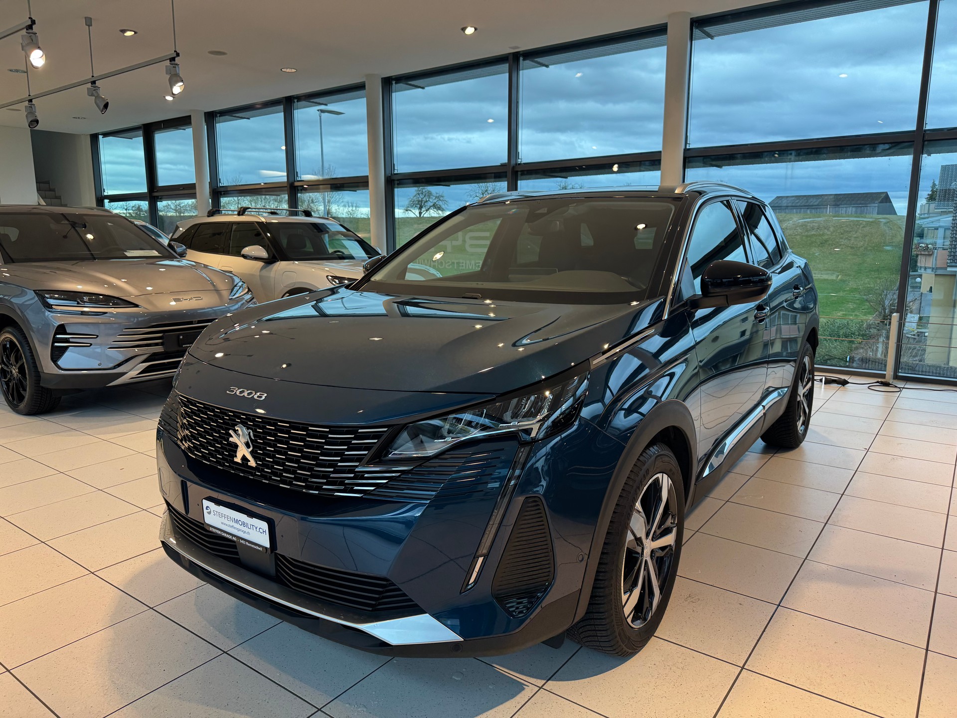 PEUGEOT 3008 1.2 PT All.Pack EAT8-showroom-element-3