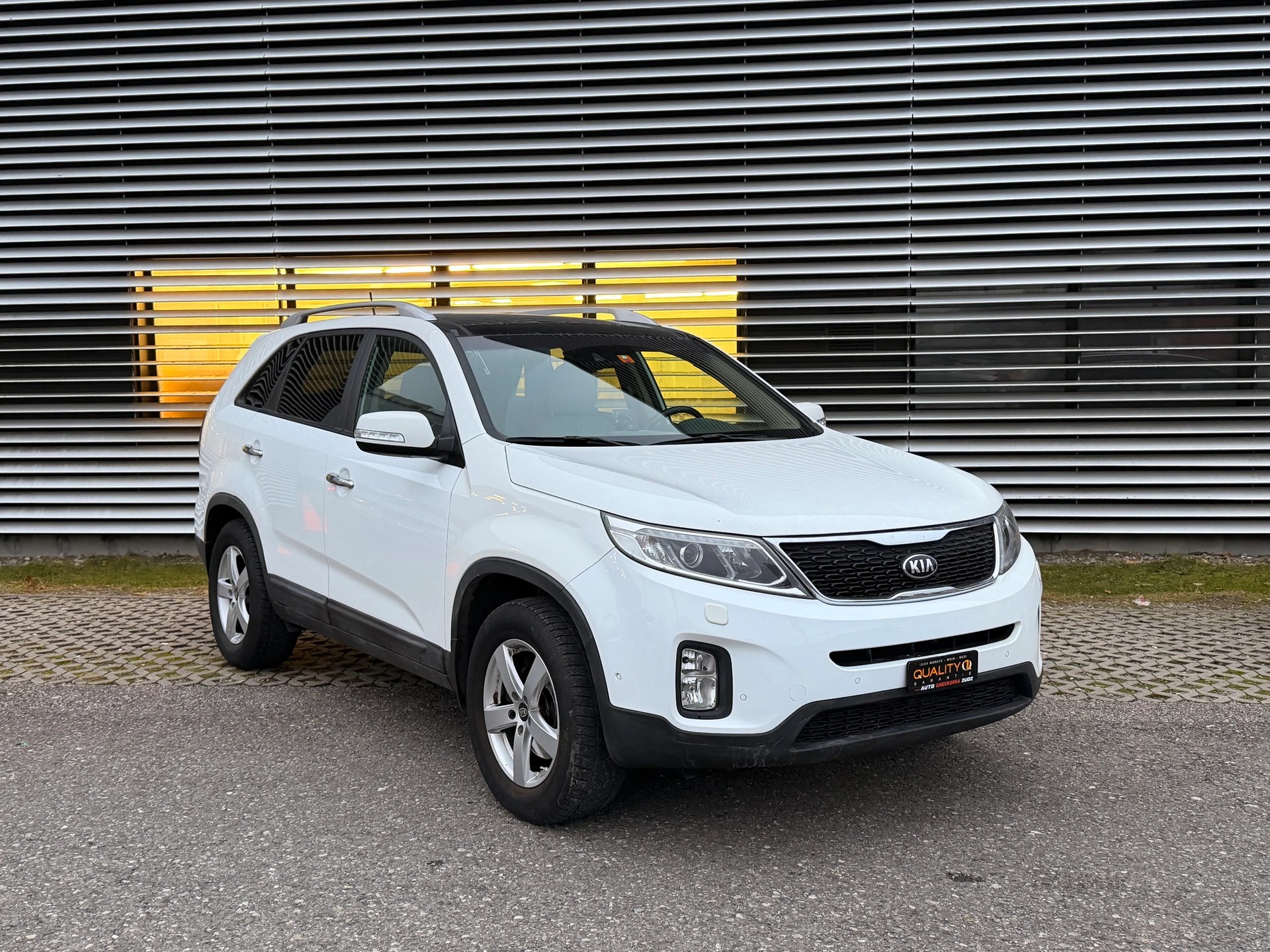 KIA Sorento 2.2 CRDI Style Automatic-image-0