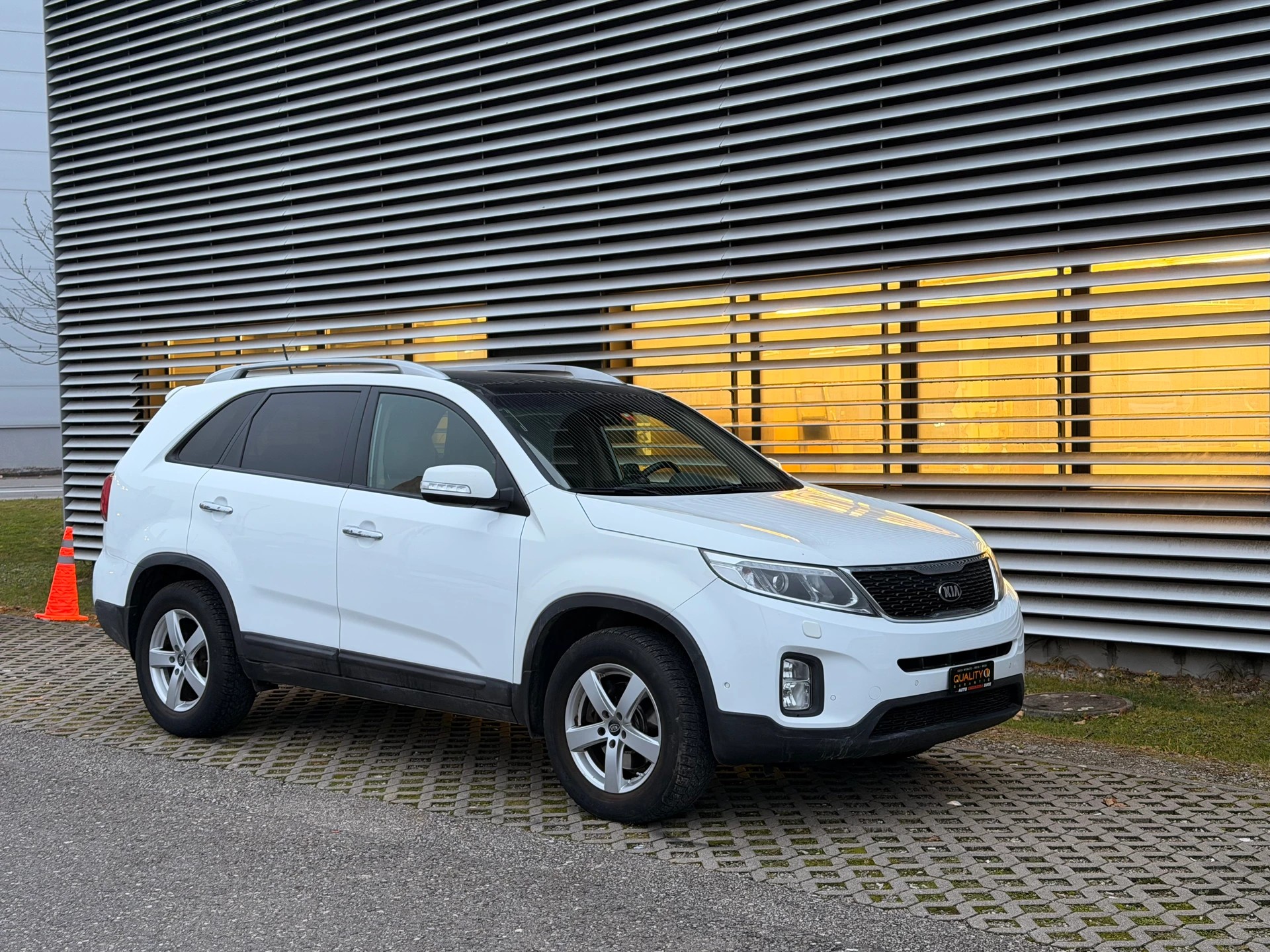 KIA Sorento 2.2 CRDI Style Automatic-image-2