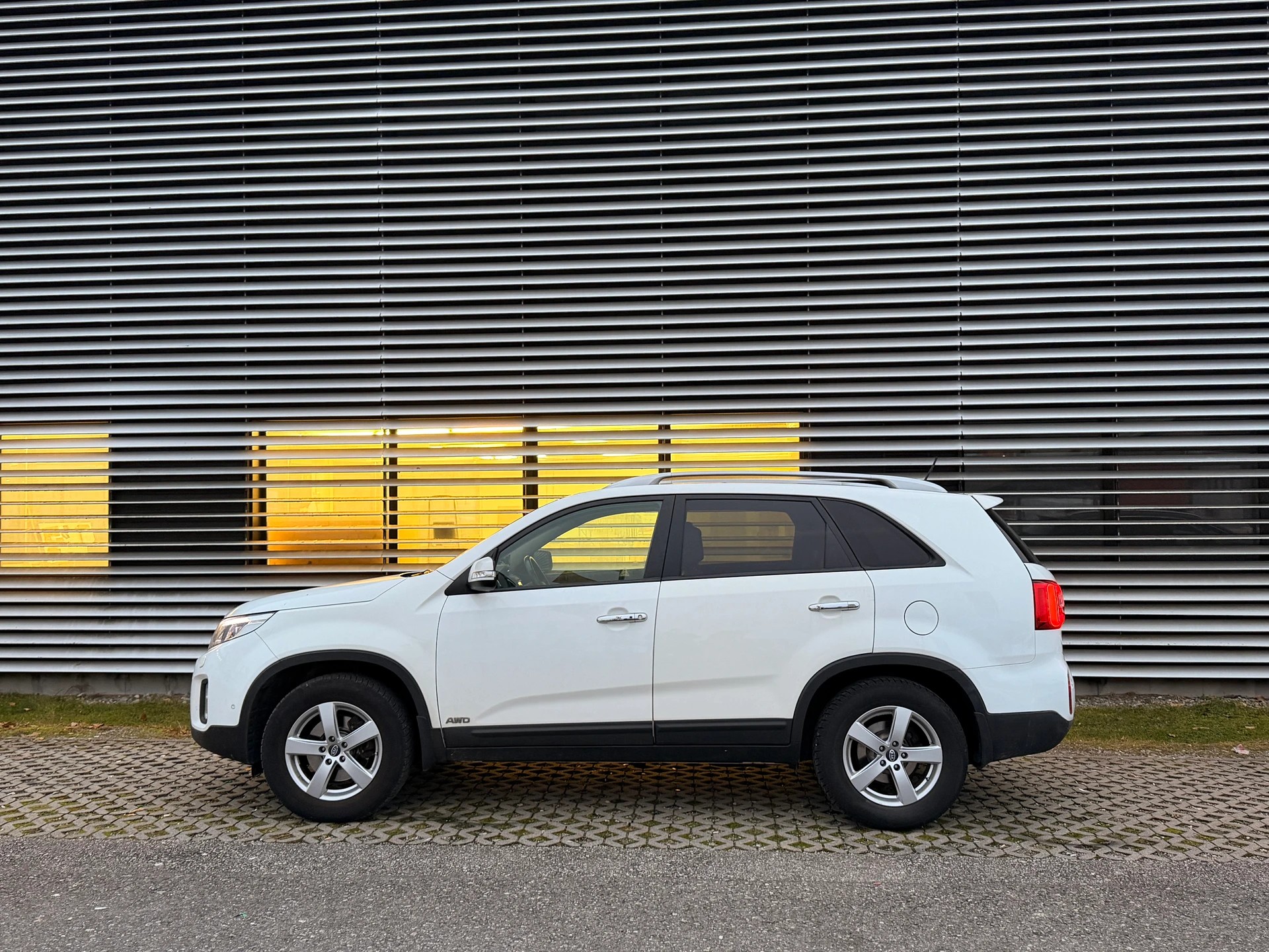 KIA Sorento 2.2 CRDI Style Automatic-image-3