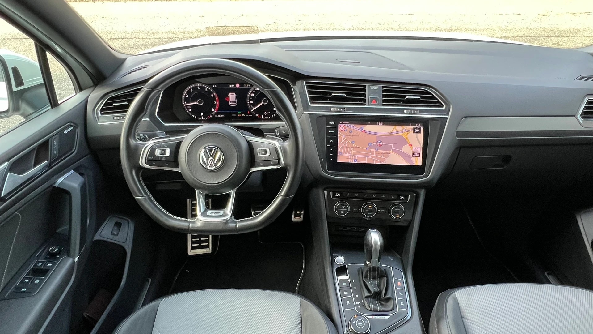 VW TIGUAN ALLSPACE R-LINE PLUS 2.0TSI HIGHLINE 4MOTION DSG l 180 PS-image-21