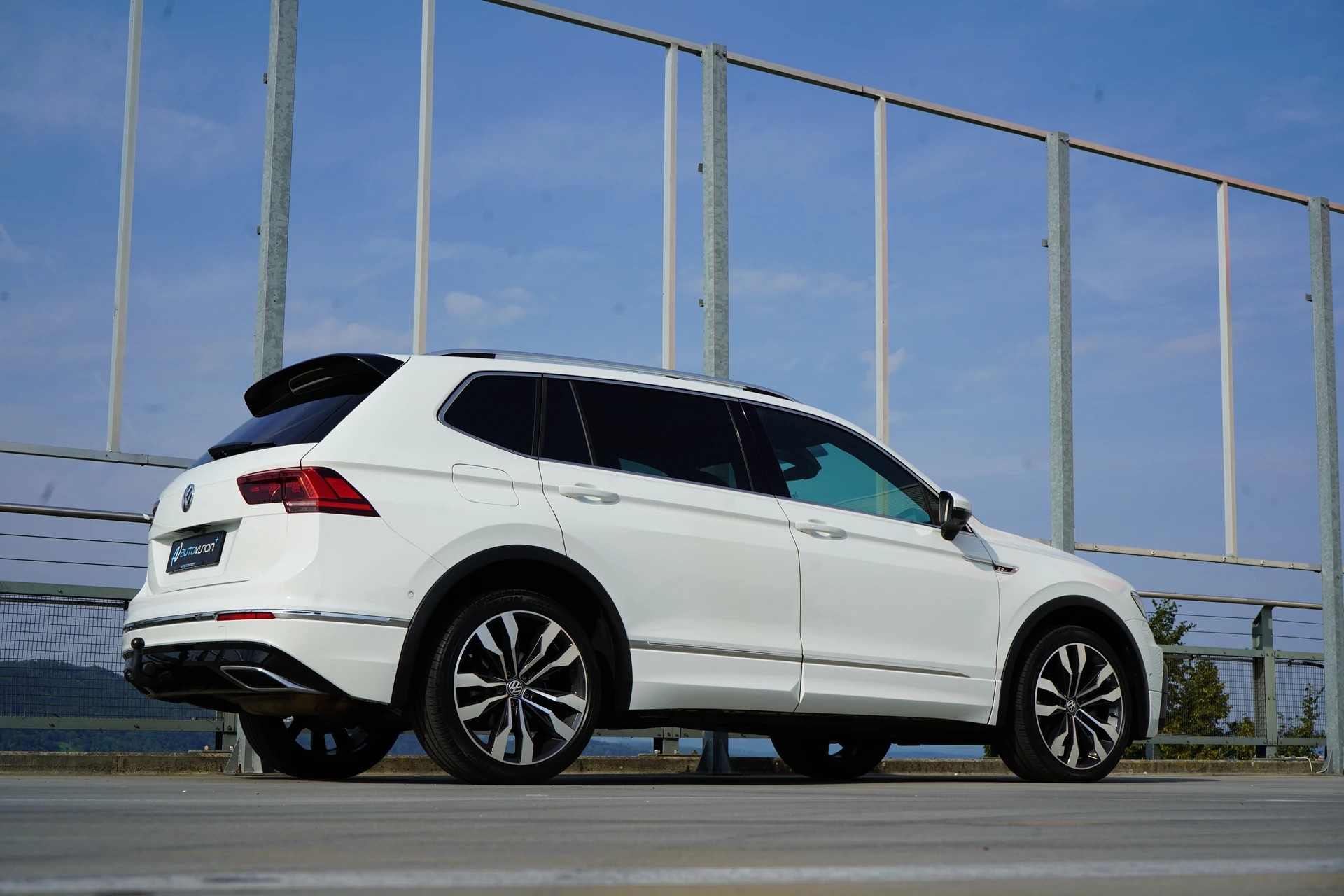 VW TIGUAN ALLSPACE R-LINE PLUS 2.0TSI HIGHLINE 4MOTION DSG l 180 PS-image-10