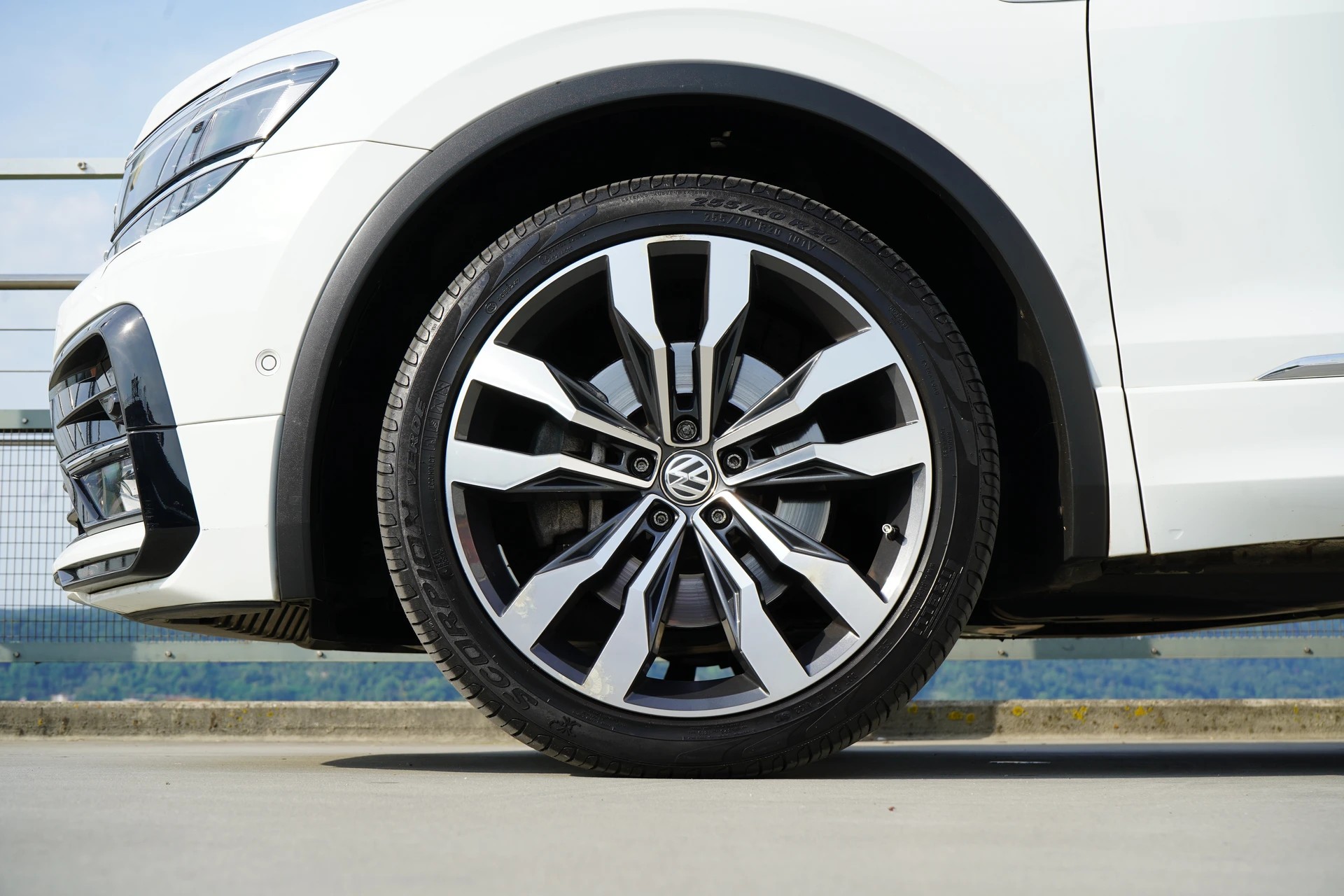 VW TIGUAN ALLSPACE R-LINE PLUS 2.0TSI HIGHLINE 4MOTION DSG l 180 PS-image-17