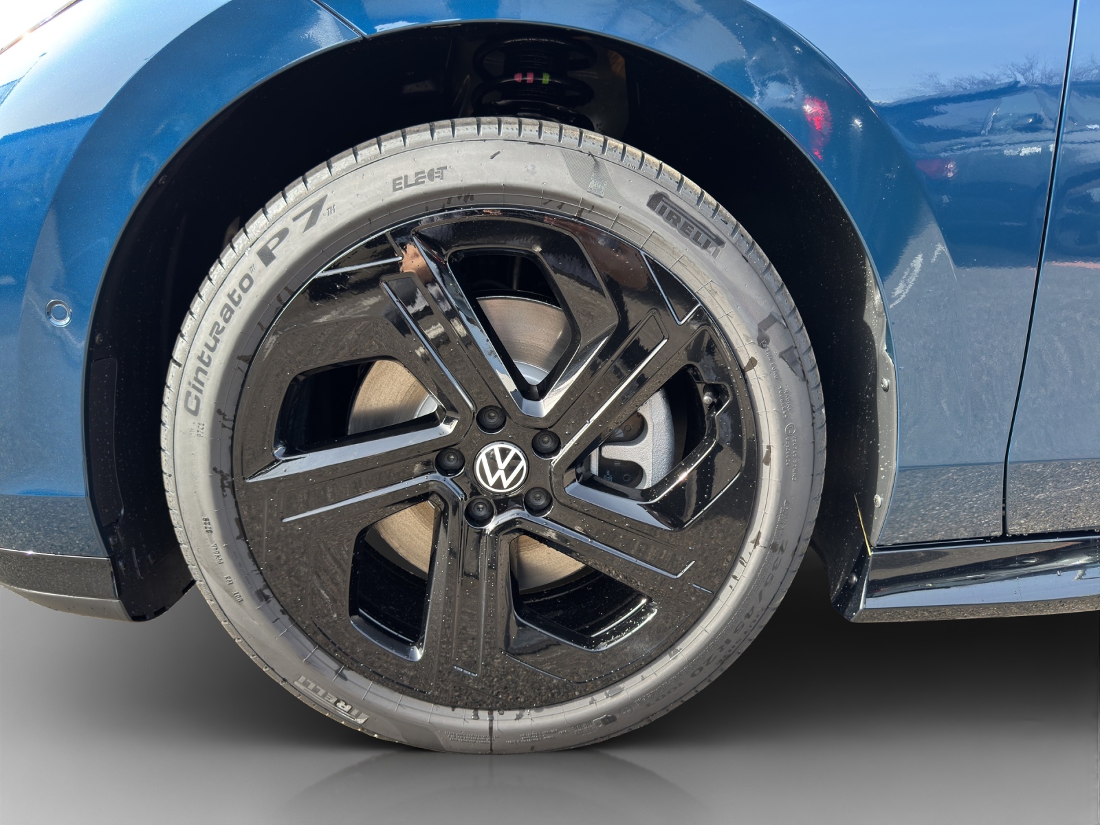 VW ID.7 Tourer GTX 86 kWh GTX 4 Motion-image-13