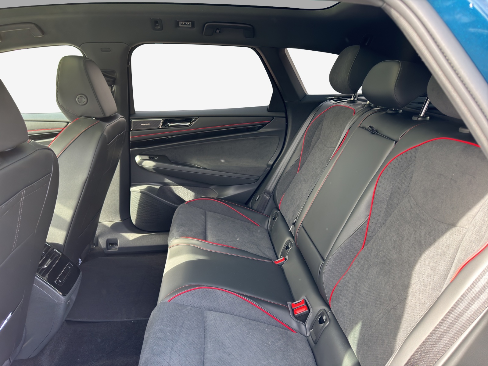 VW ID.7 Tourer GTX 86 kWh GTX 4 Motion-image-11