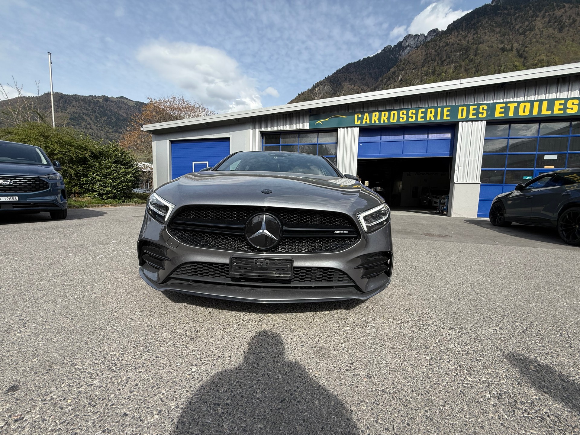 MERCEDES-BENZ A 220 AMG Line 7G-DCT-image-2