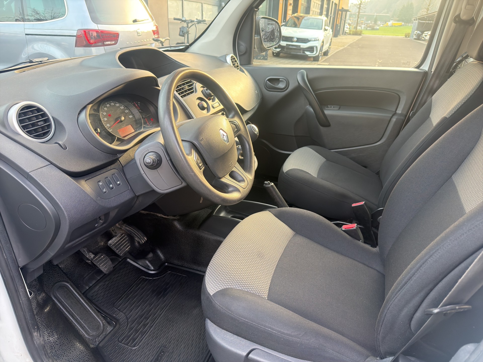 RENAULT Kangoo Maxi dCi 95 ENERGY Business 2 Pl./2 pl.-image-8