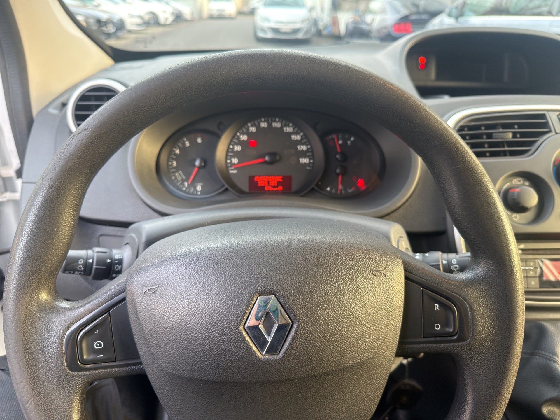 RENAULT Kangoo Maxi dCi 95 ENERGY Business 2 Pl./2 pl.-image-13