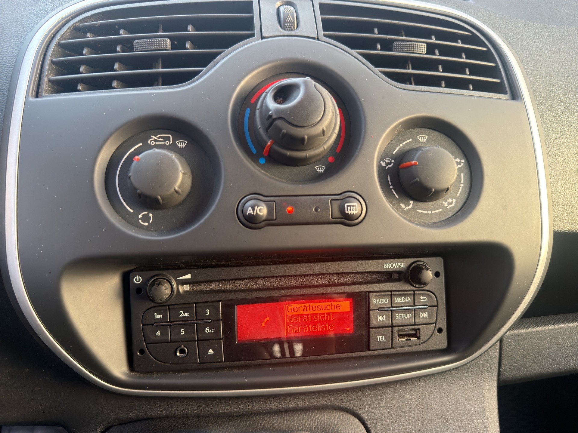 RENAULT Kangoo Maxi dCi 95 ENERGY Business 2 Pl./2 pl.-image-14