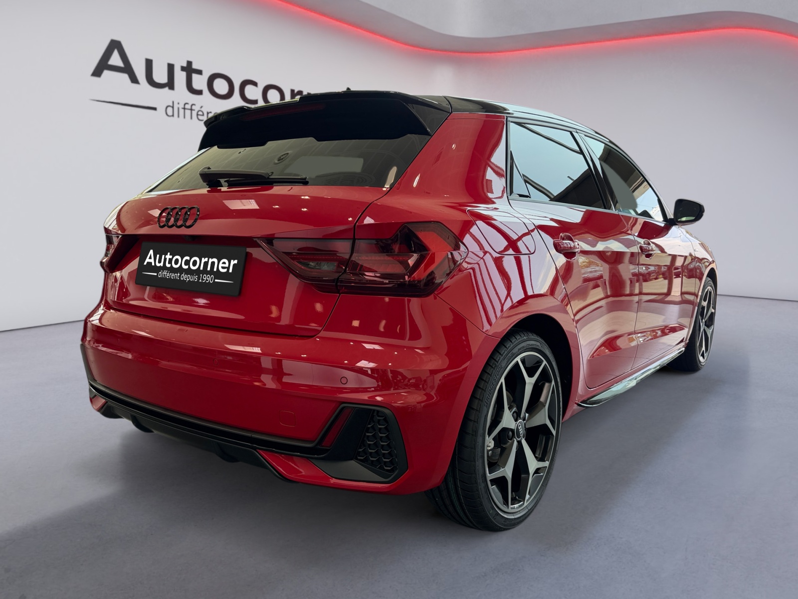 AUDI A1 Sportback 30 TFSI S Line Attraction S-tronic-image-4