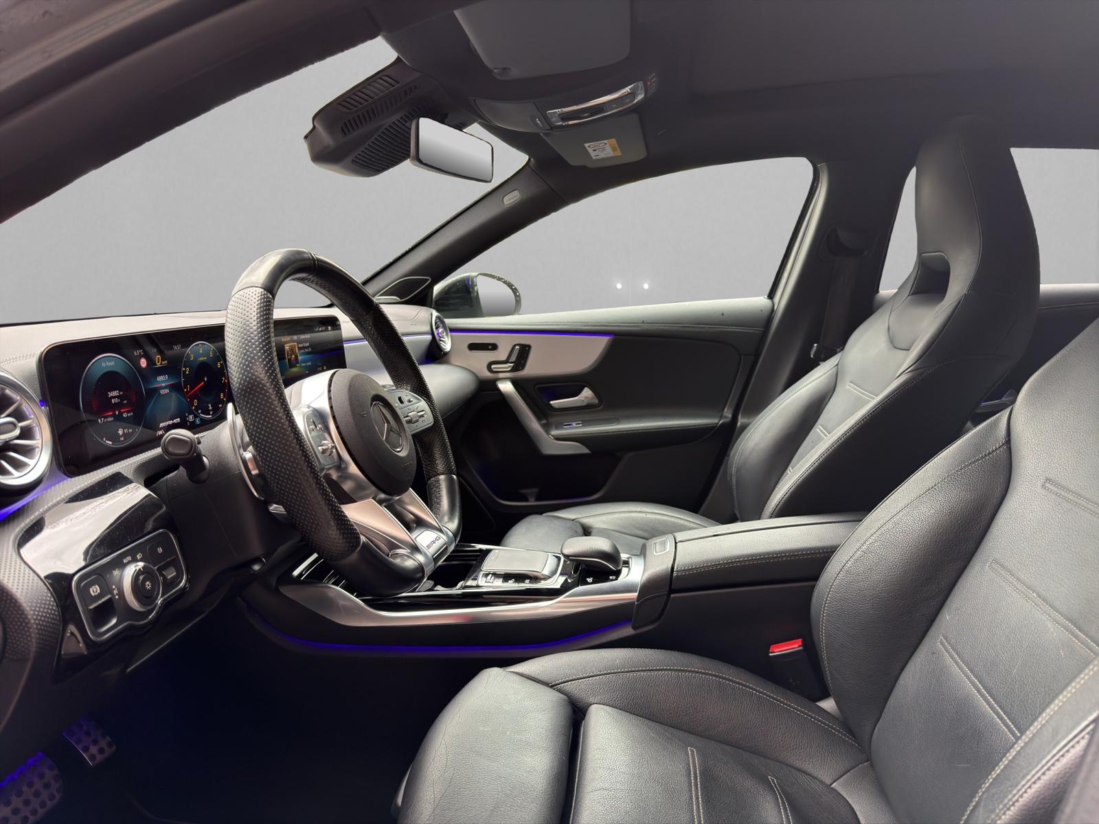 MERCEDES-BENZ A 35 AMG 4Matic Speedshift-image-5
