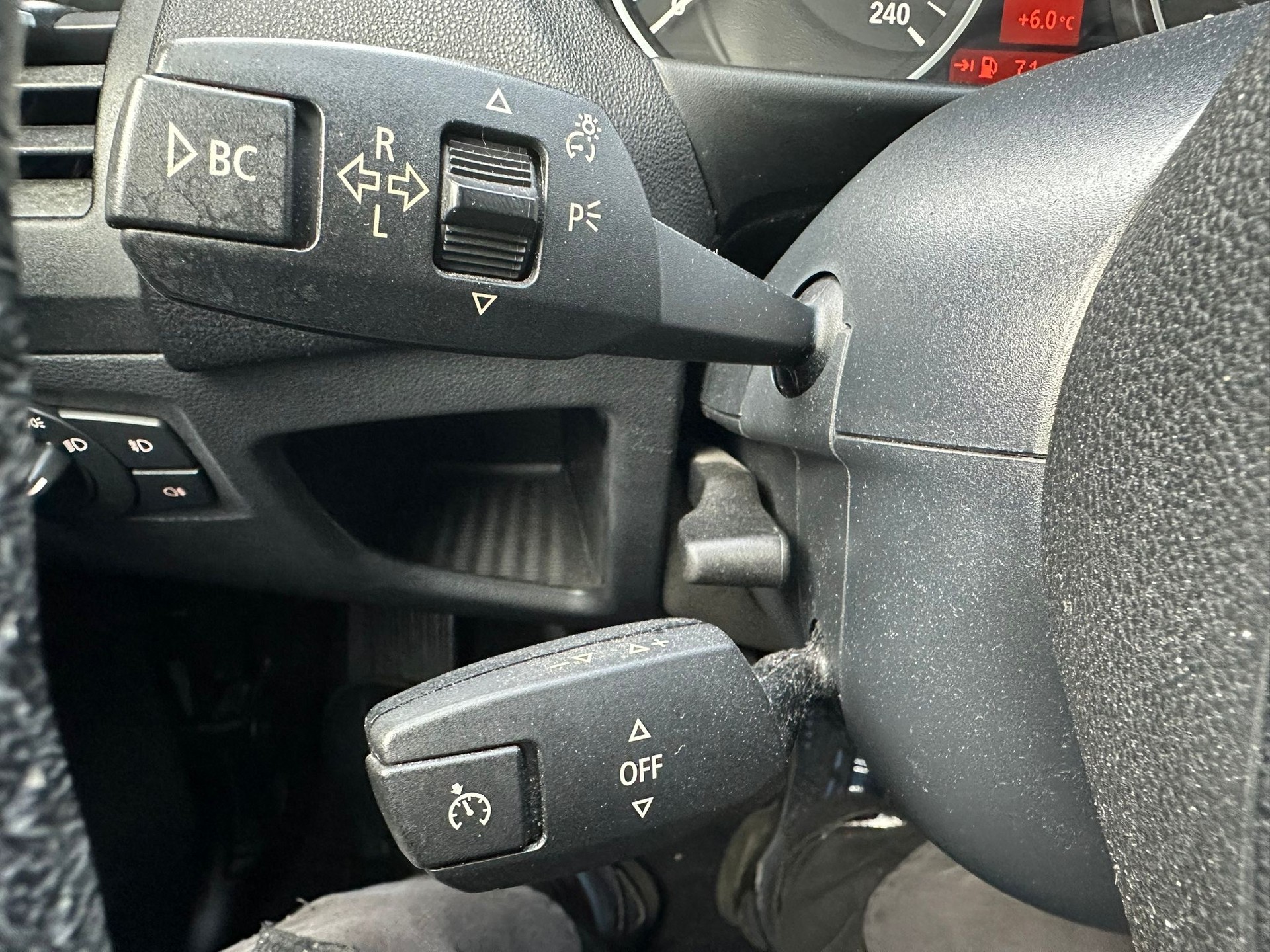 BMW 120i-image-16
