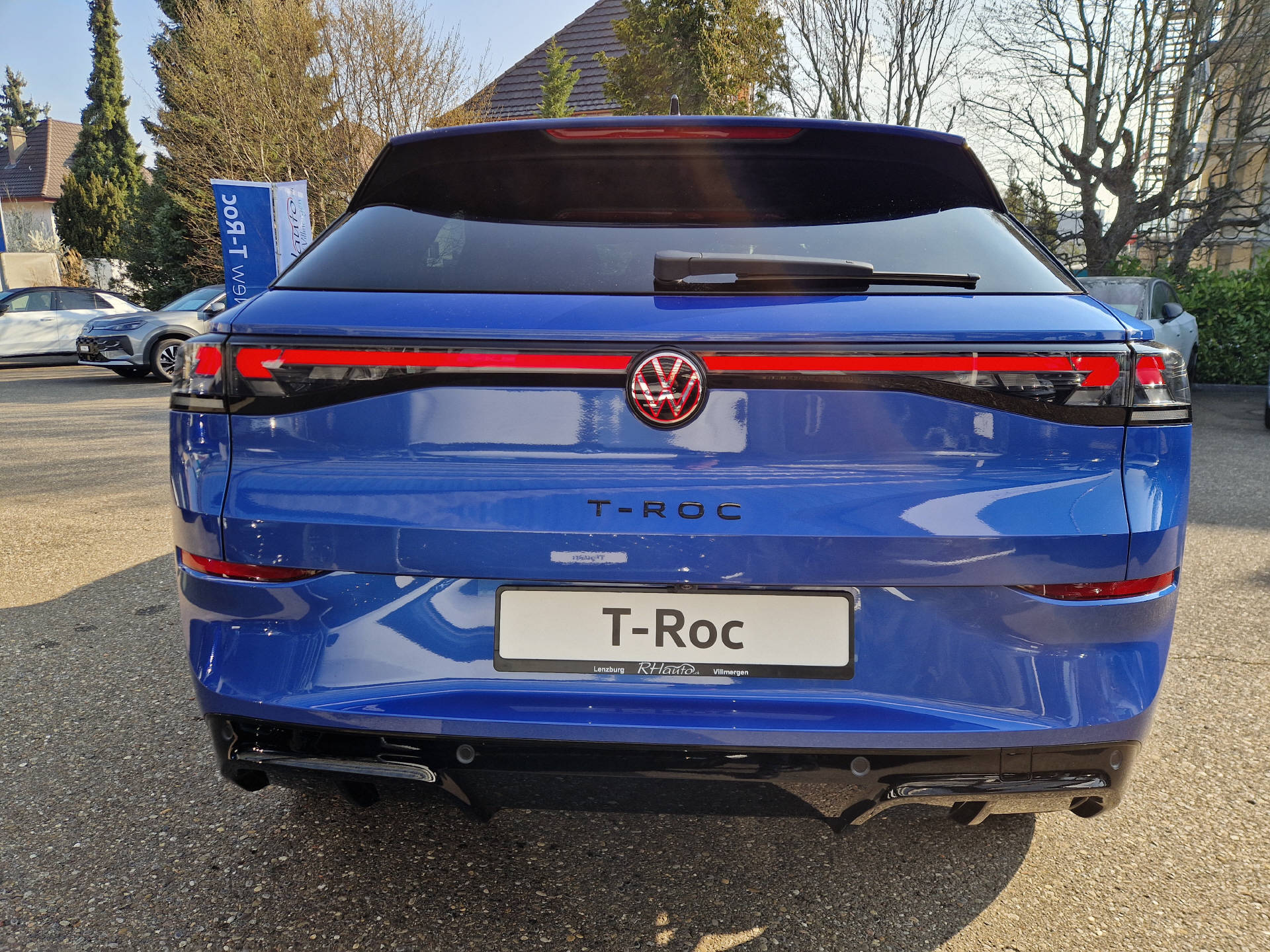 VW T-Roc 1.5 eTSI R-Line DSG-image-4