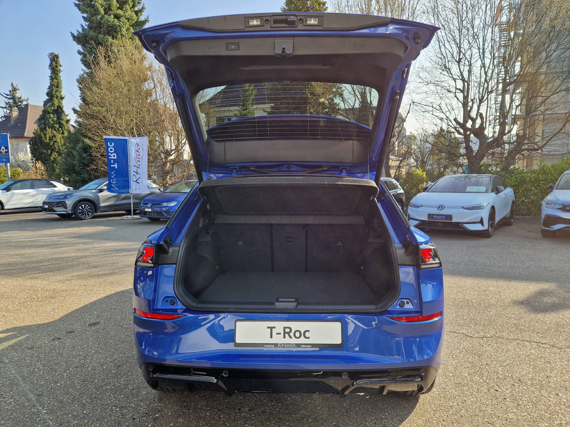 VW T-Roc 1.5 eTSI R-Line DSG-image-5