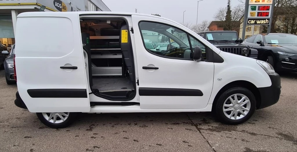 PEUGEOT Partner 1.6 BlueHDI S&S Allure ** 3-Plätzer ** Werkstatt-Einrichtung ** Klimaanlage ** PDC Hinten ** Frisch Ab MFK & Service **-image-6